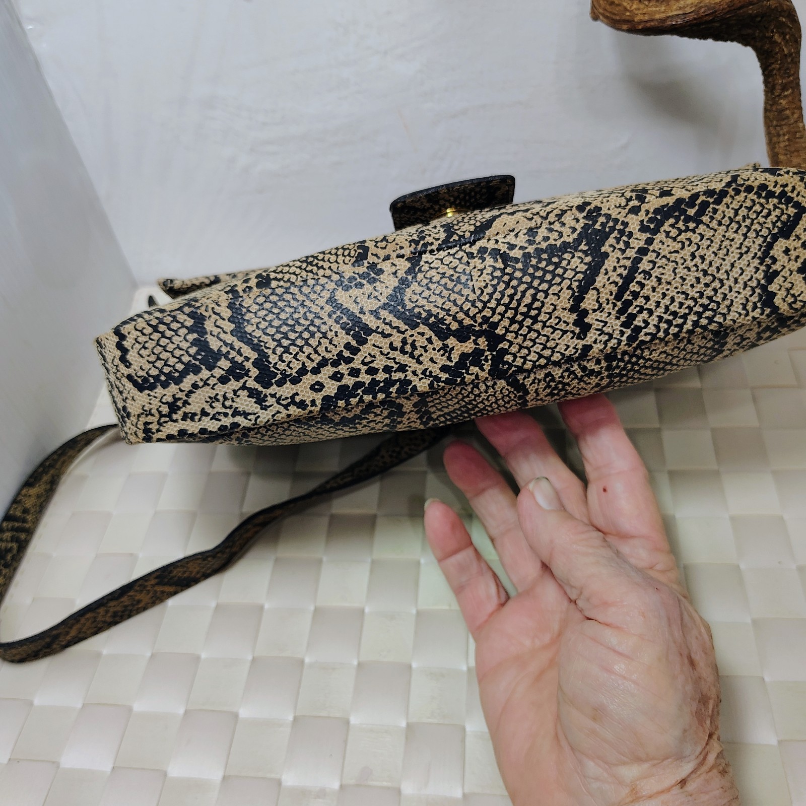 OHH! ASHLEY Leather Snakeskin Print Unique Design Handbag Purse-made in USA