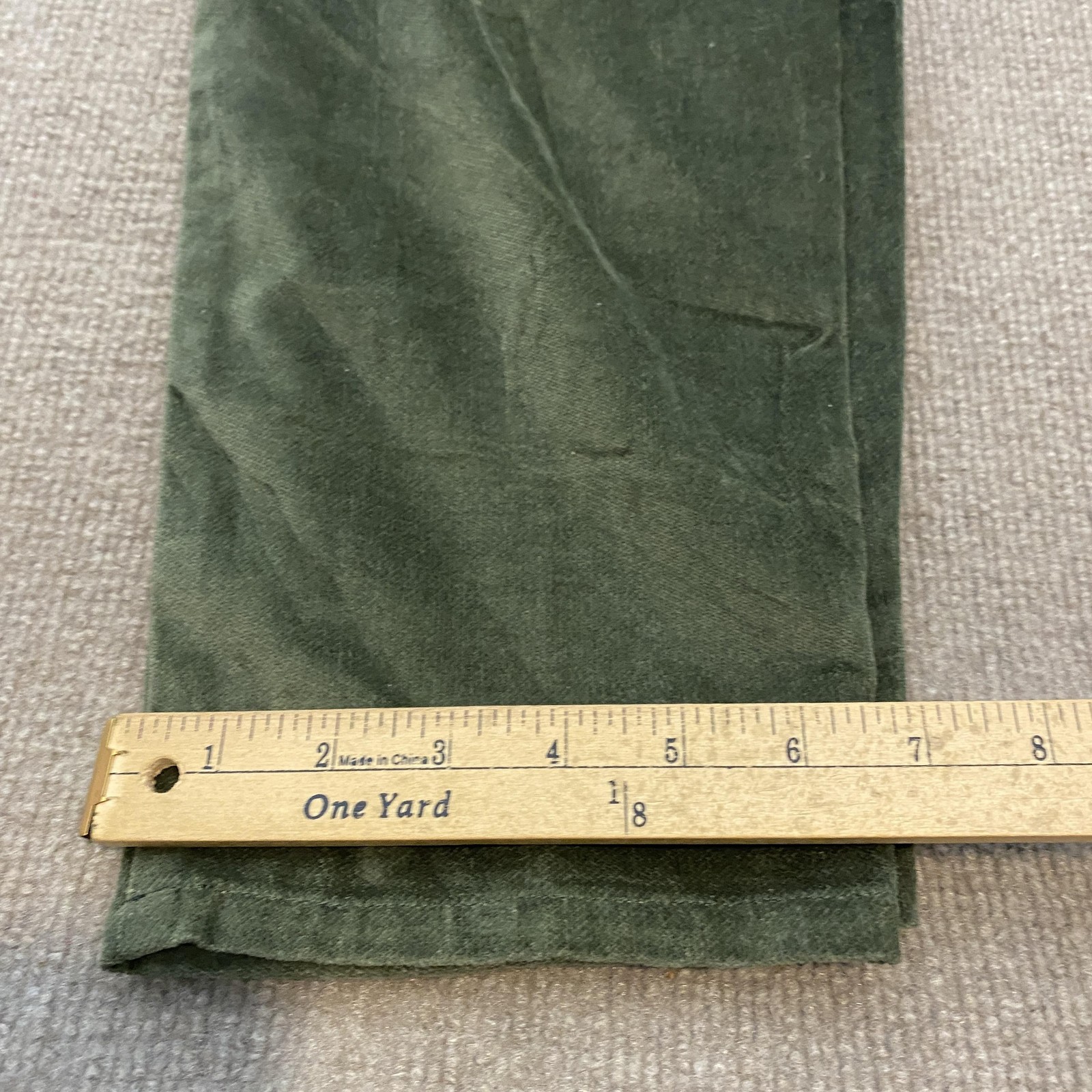 Woolrich Pants Women 10 Fits 29×31 Green Corduroy Relaxed Straight Leg High Rise