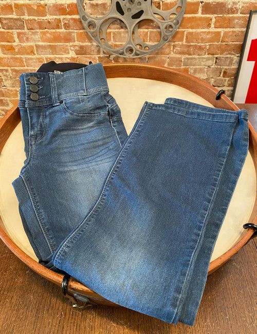 Laurie Felt Medium Wash Tall Curve Silky Denim Boot-Cut Jeans New