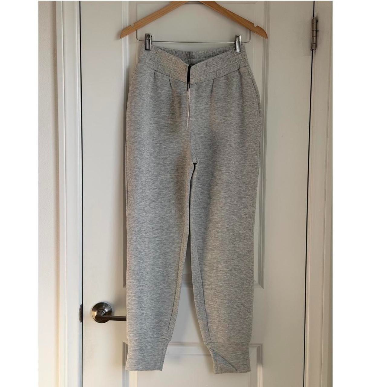 Varley The Slim Cuff Pant 27.5″ in Light Grey Marl, Size Small