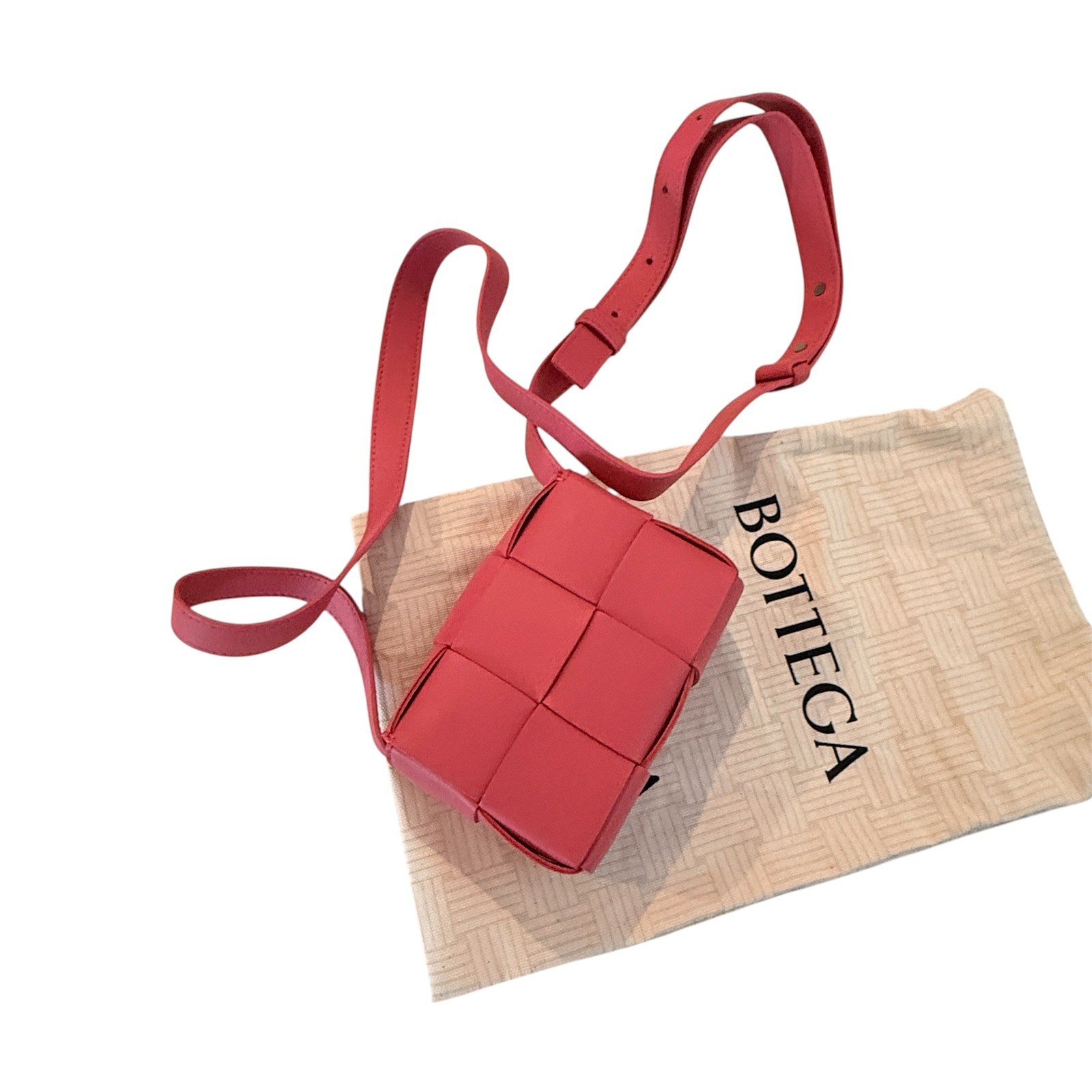 Bottega Veneta Cassette Wallet on Strap Pink Lambskin Maxi Intrecciato Bag NWT