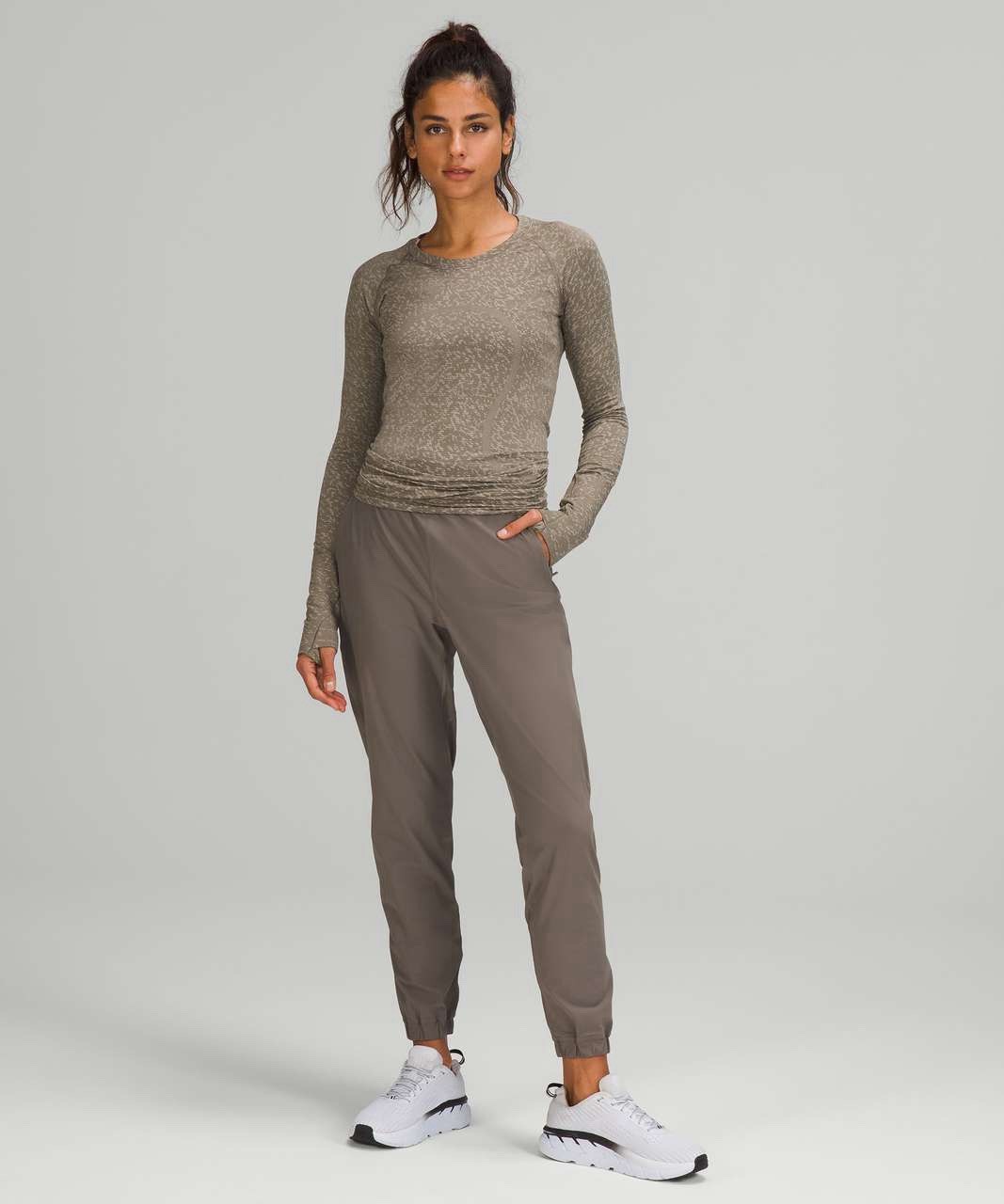 Lululemon Women’s Swiftly Tech Long Sleeve 2.0 Shirt Olive Green – Size 8