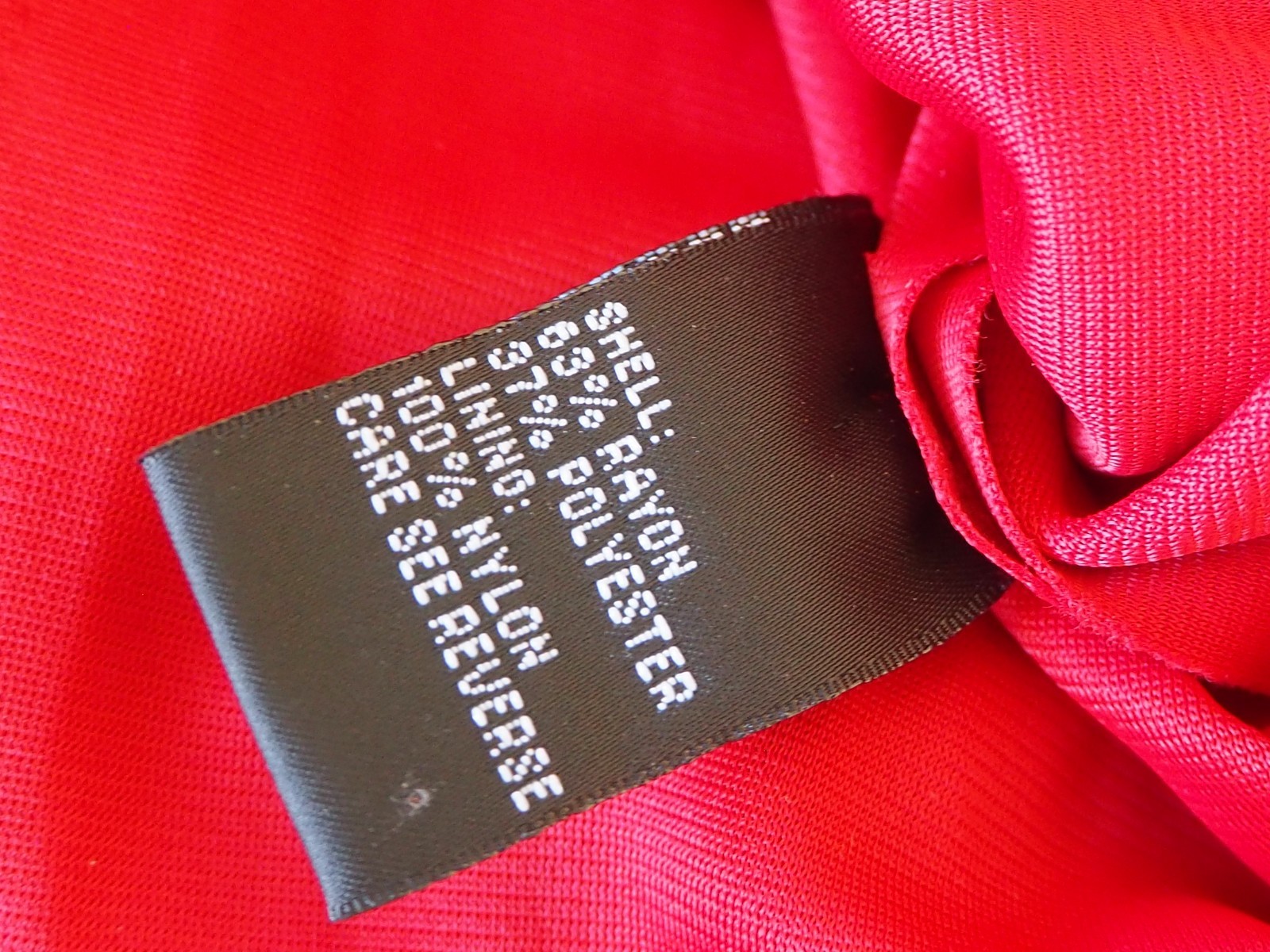 Carmen Marc Valvo Red Heavy Beaded Sleeveless Lined Special Occasion Top Size 2X