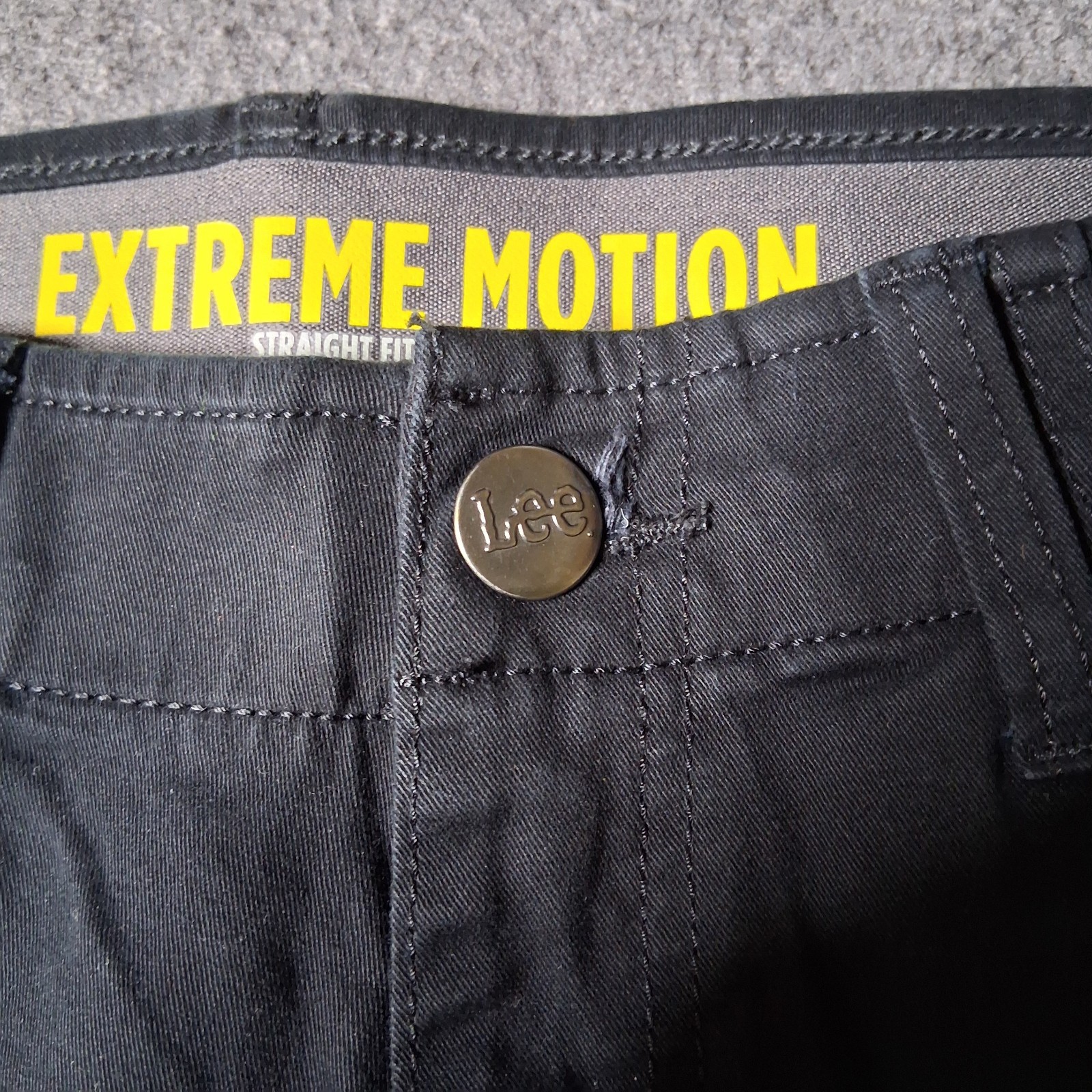 Lee Extreme Motion Men’s Black Jeans 29×30 Stretch Flex Waist NWOT