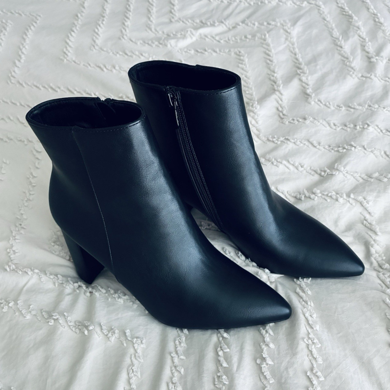 Dream Pairs Women’s Black Faux Leather Pointed Toe Ankle Booties Side Zip