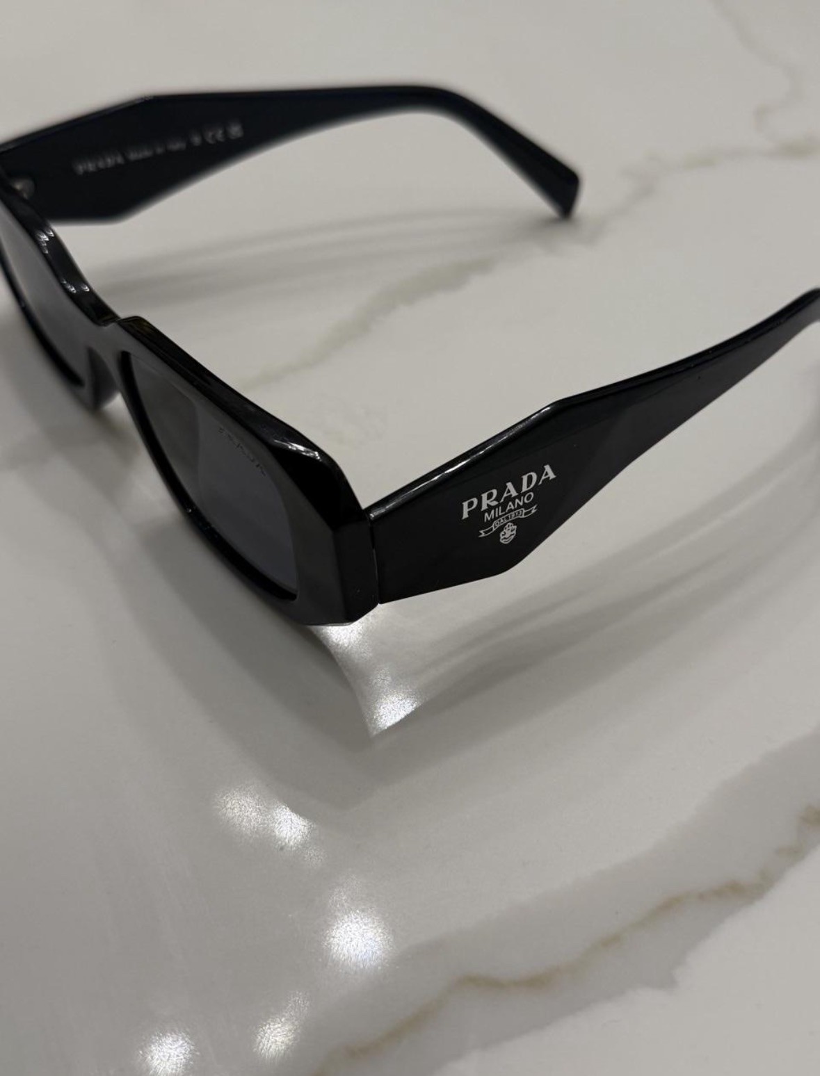 Authentic Prada PR 17WS Sunglasses with RECEIPT￼