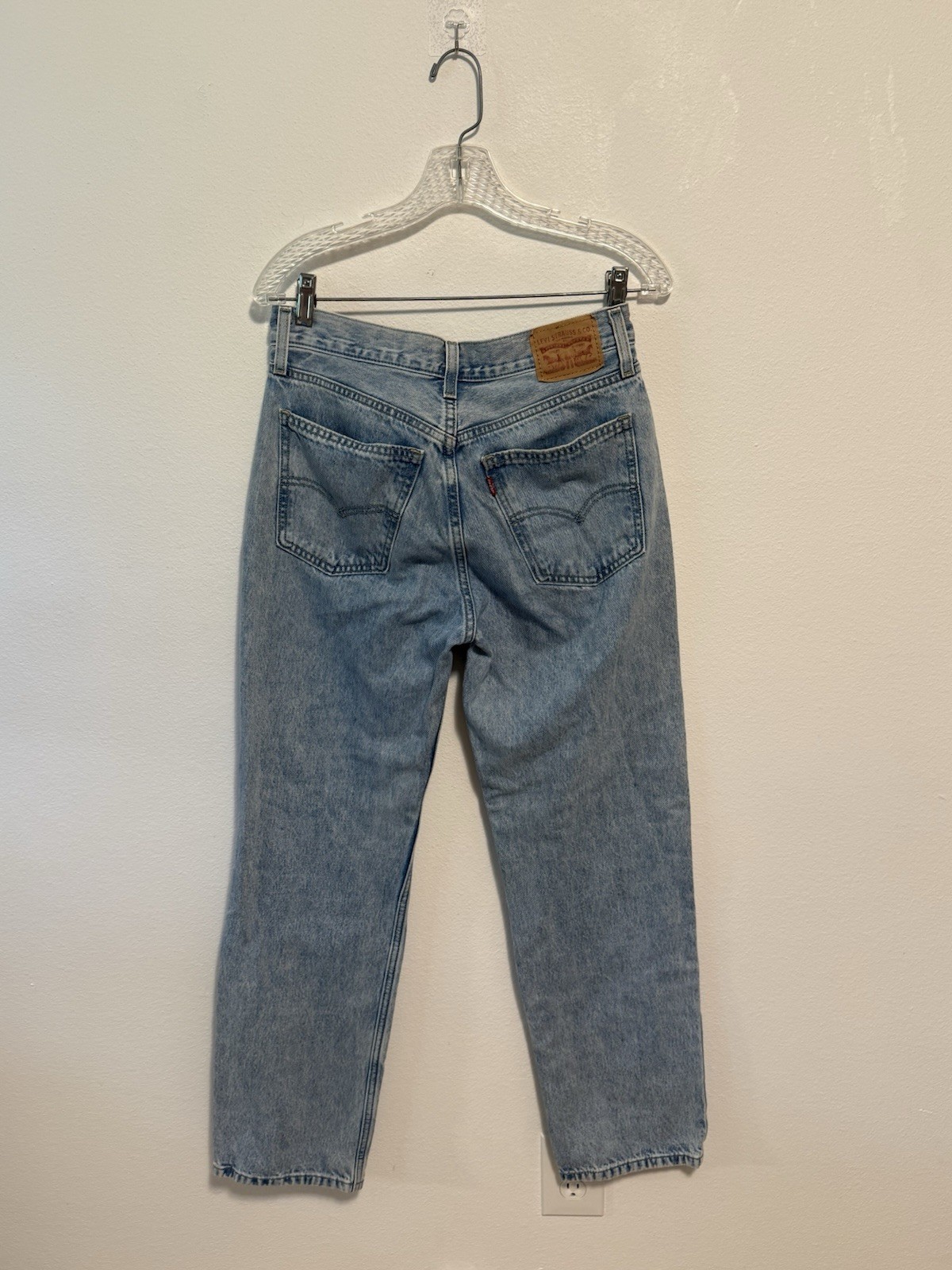 Levi’s Low Pro Straight Jeans Womens – Size 27 Light Wash Denim Blue WaterLess