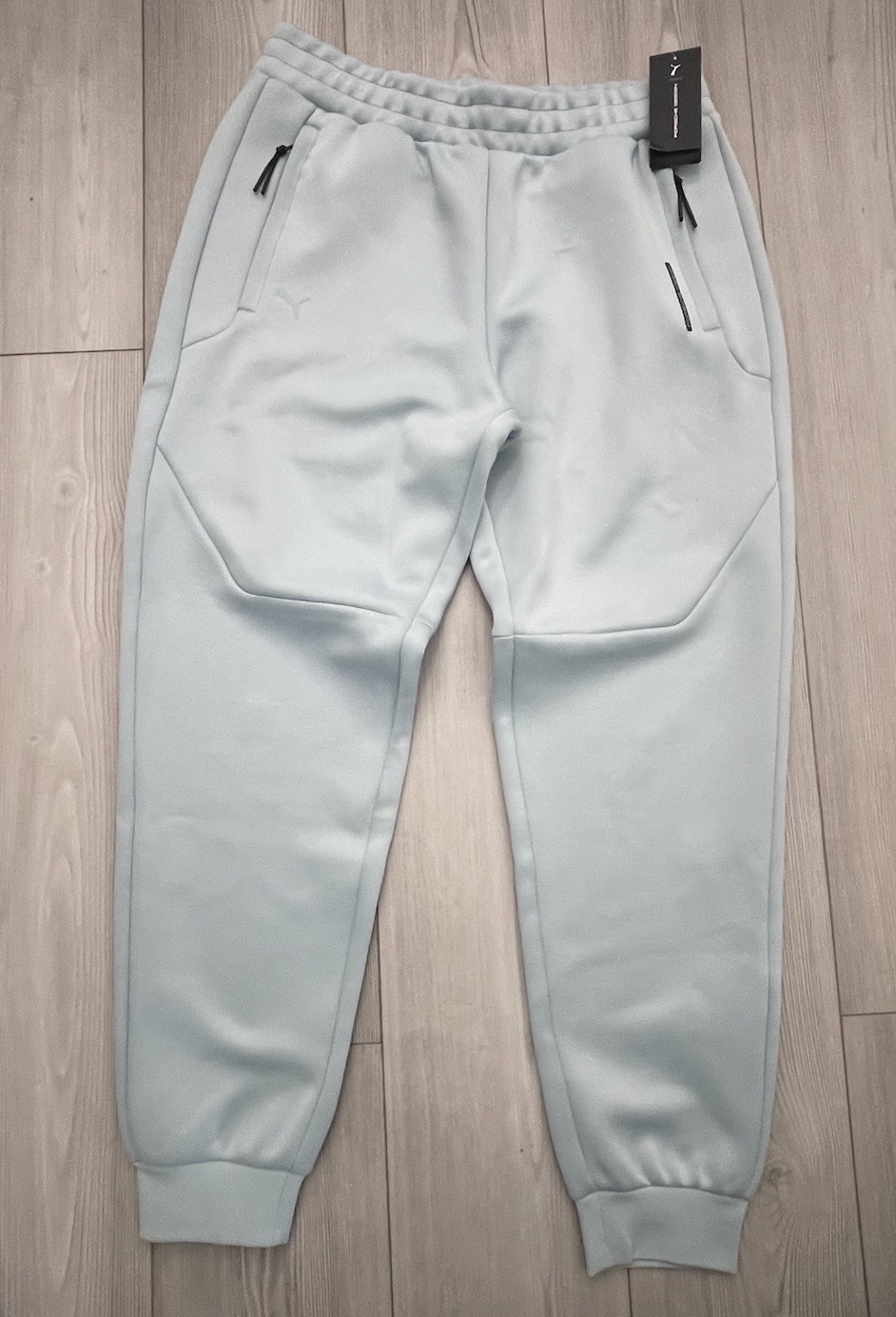 Puma Porsche Design regular-fit sweatpants in Mint Green Size Large (629480-13)