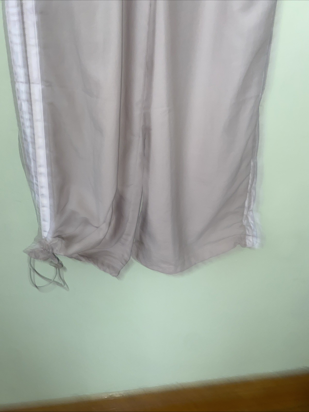 adidas Essentials 3-Stripes Lifestyle Woven Parachute Pants Wonder/Alumina XS