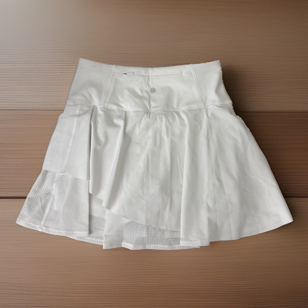 NEW $79 Athleta Ace Mesh Tennis Skort in White Pockets SIZE XS 14.5″ Length