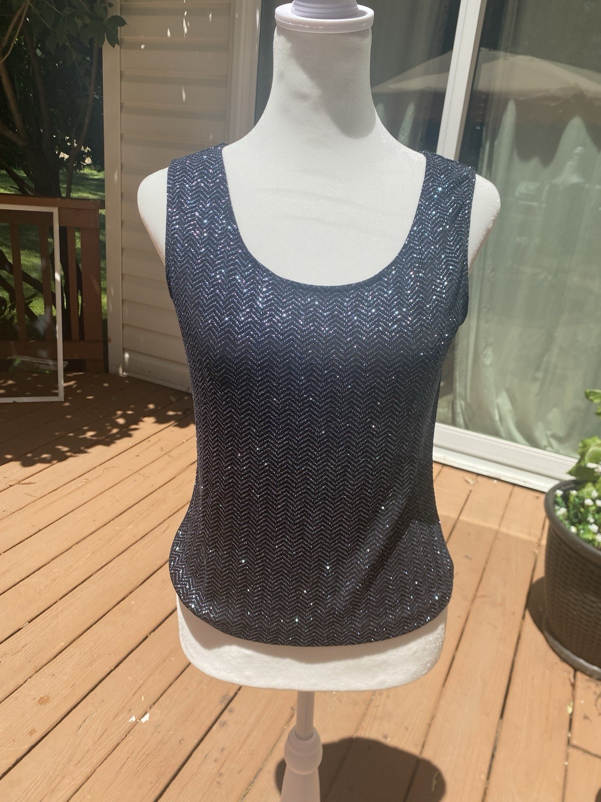 Xscape Petite M Black Blue Glitter Chevron Scoop Neck Sleeveless Knit Tank