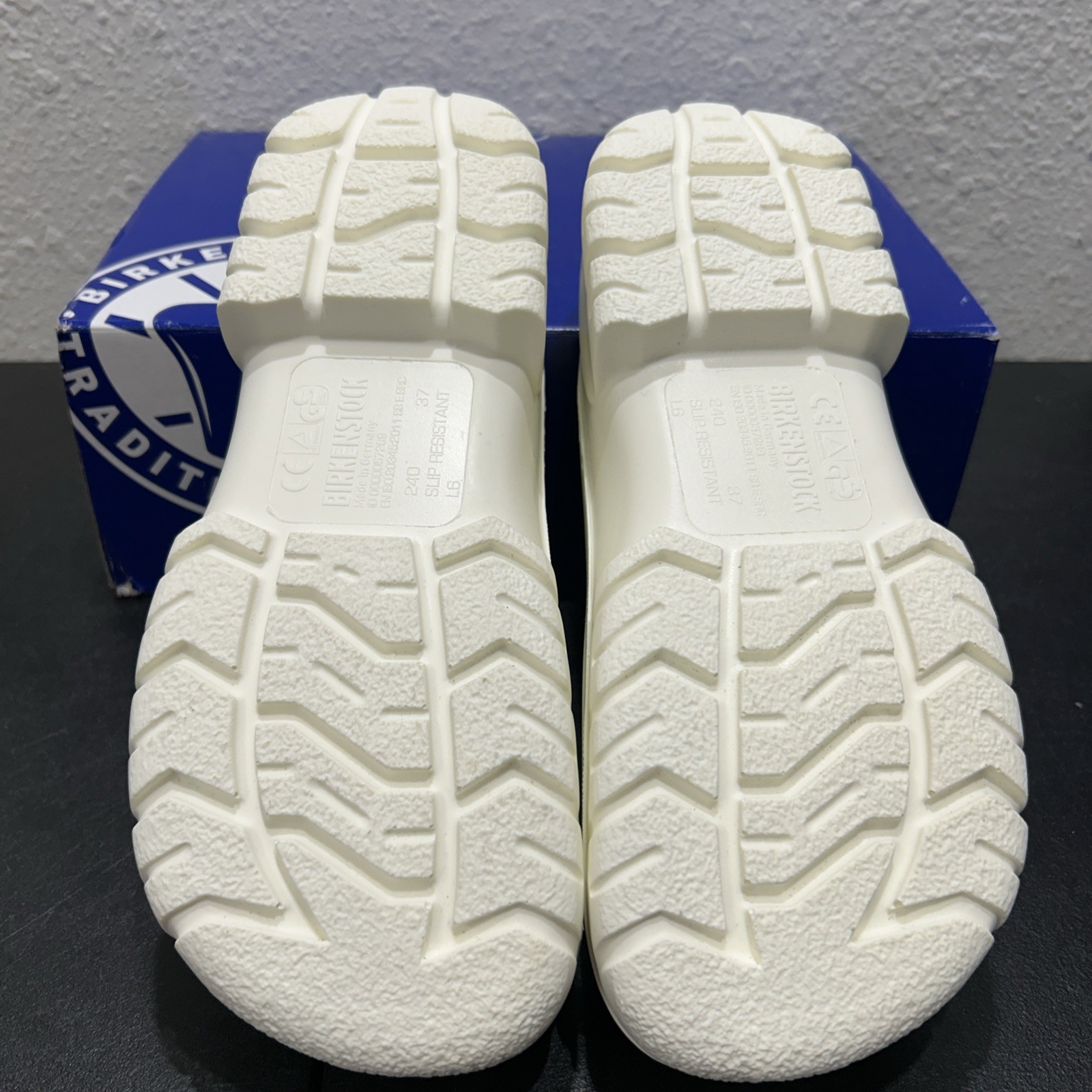Birkenstock A640 White Reinforced Steel Toes EU 37 US W6 M4