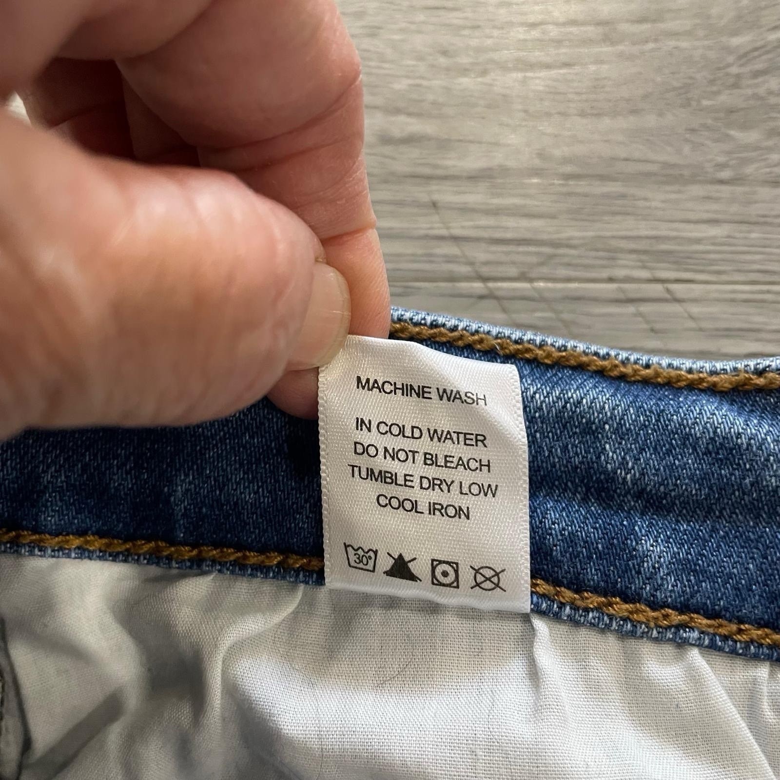 Judy Blue Destroyed Boyfriend Denim Jeans Womens Size 11/30 Blue JB82170LT Pants