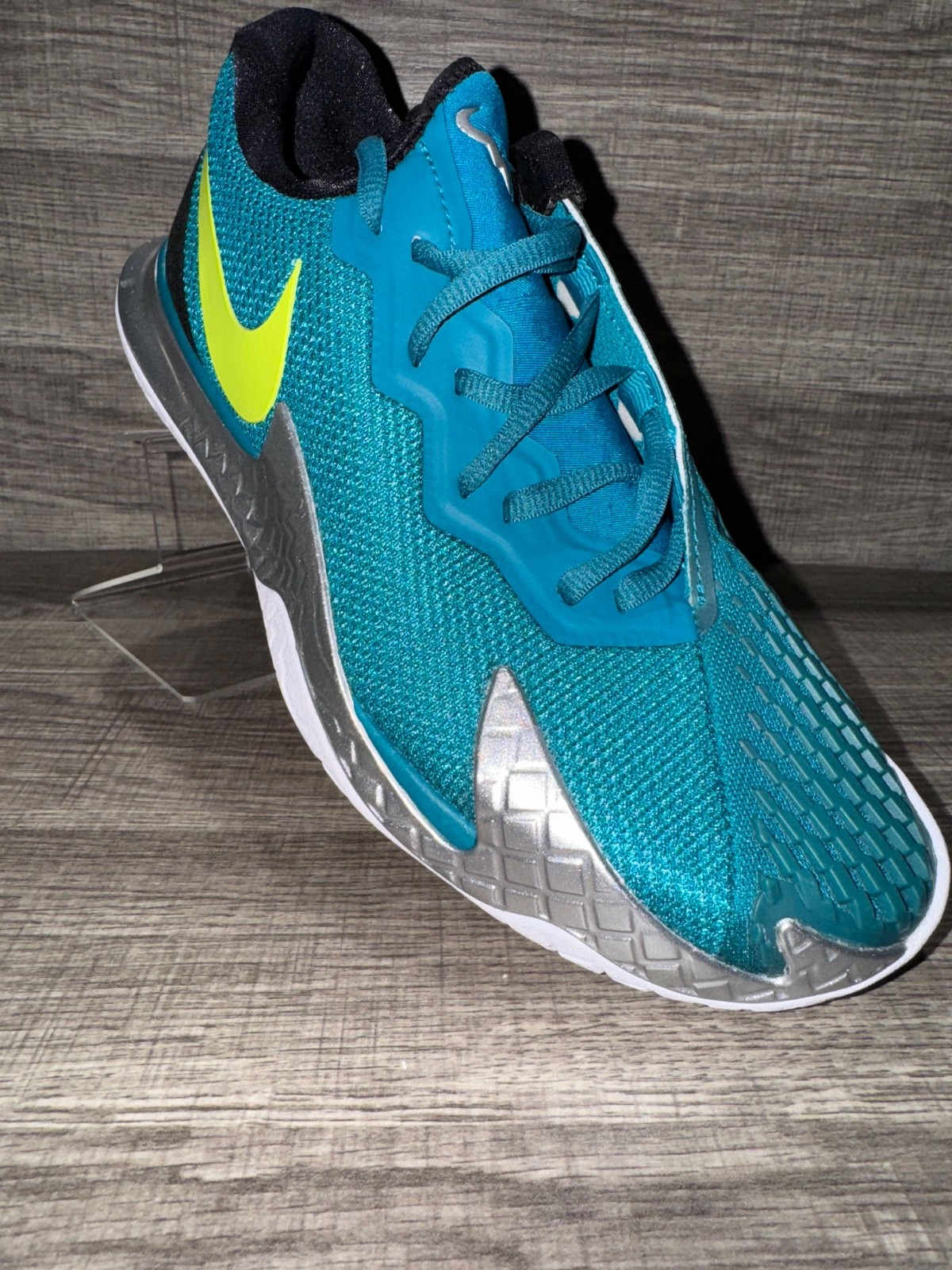 Men’s 7 Nike Court Zoom Vapor Cage 4 Rafa Bright Spruce Atomic Green DD1579-310
