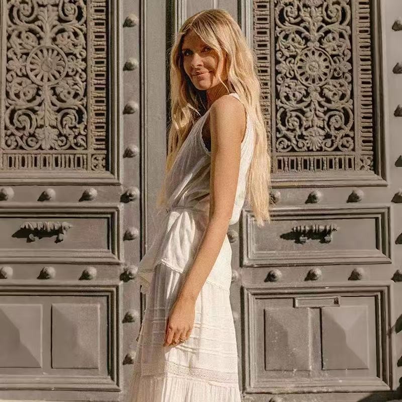 Doen Breathable Strap Waist Lace Edge Sleeveless Top+Mesh Splicing Half Skirt