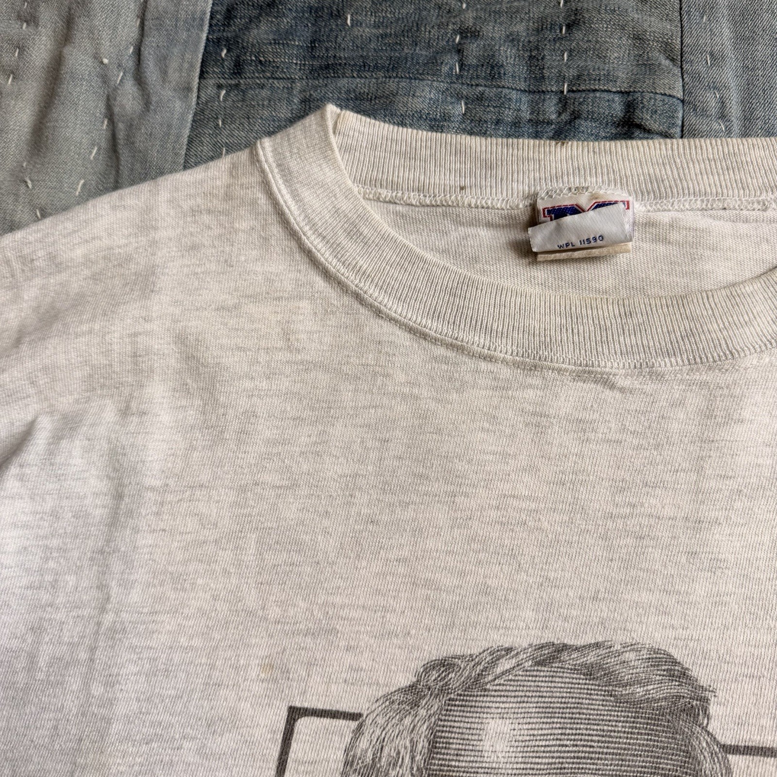 Vintage Nathaniel Hawthorne Barnes & Noble MV Sport Single Stitch 90s Size XL