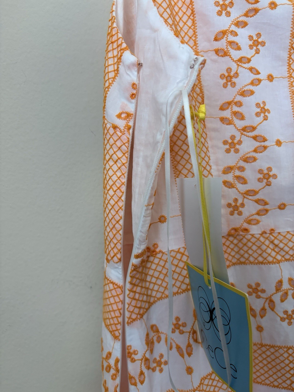 NWT CeCe Apron Neck Embroidered Cotton Maxi Dress White Orange Size 10 MSRP $139