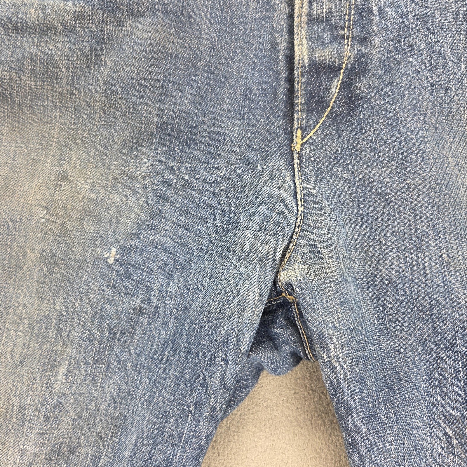 Vintage Levis Engineered Jeans Mens Blue Twisted Button Fly Fits 32×33