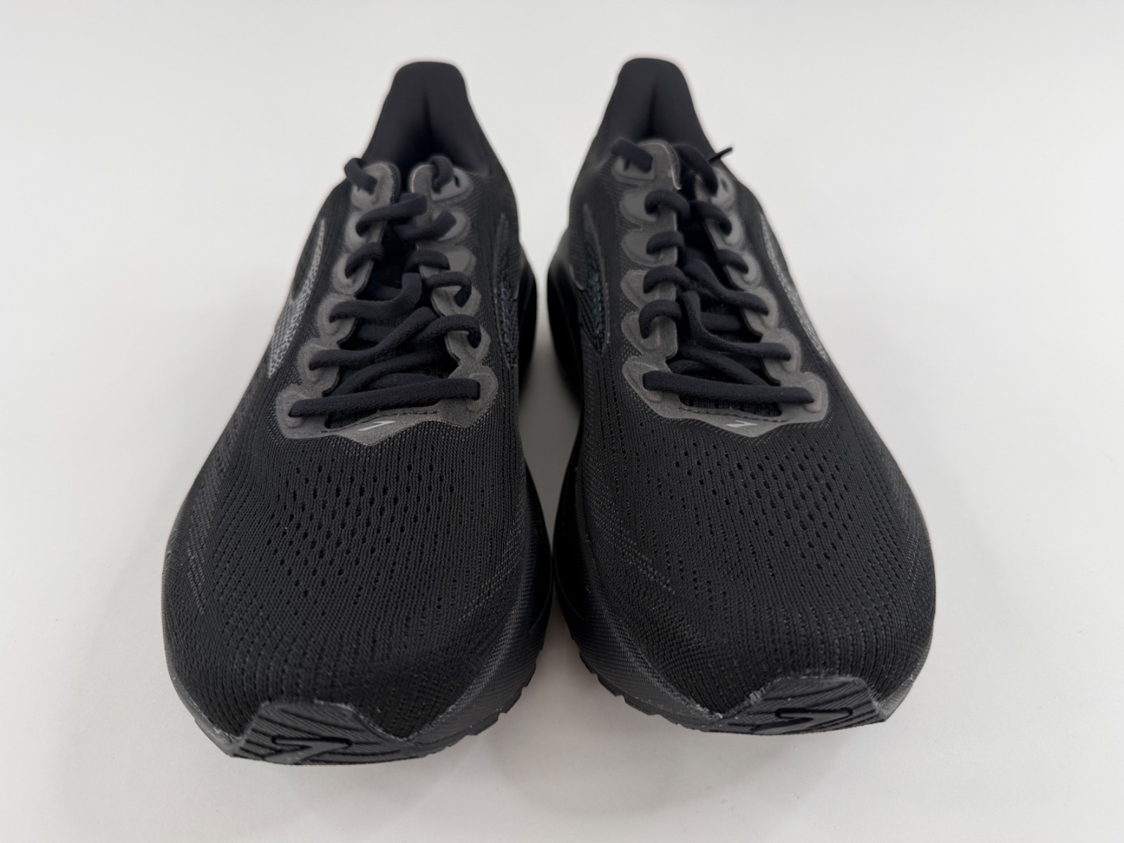 Men’s Brooks Ghost 17, Black/Black/Ebony, 10 D Medium US
