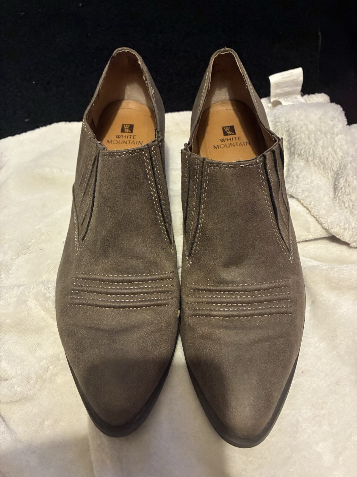 White Mountain Gray Fabric Slip On Block Heel Pump Heels Pointed Toe US 8.5M