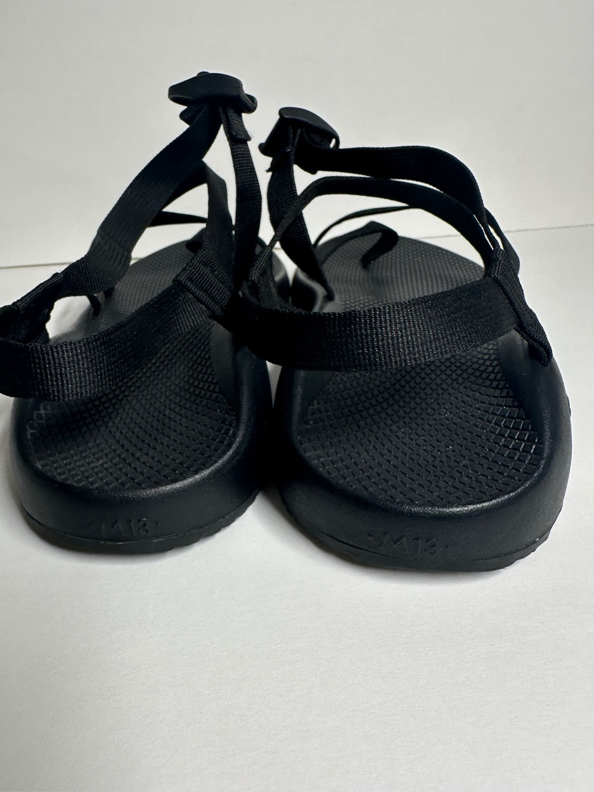 Chaco Z2 Classic Men’s Sandals Black Strappy Toe Loop Hiking Sport Size 13