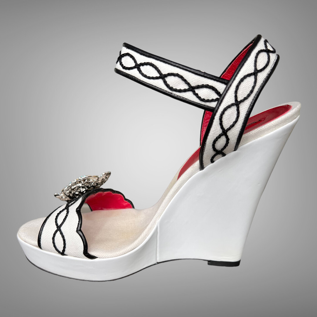 Cesare Paciotti White & Black Wedge Sandals Pumps Platforms EU 40 Shoes