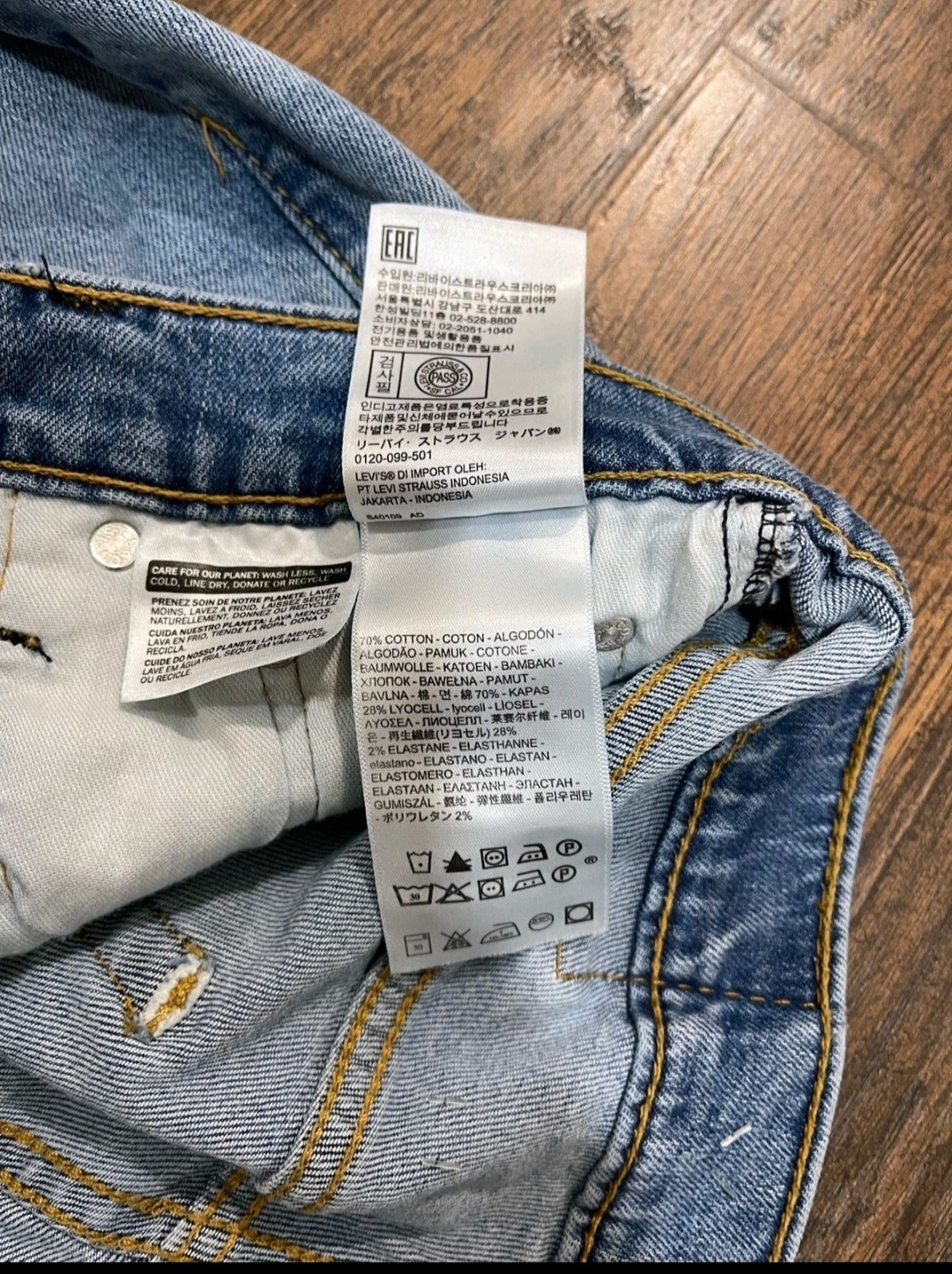 Levi’s 513 Slim Straight Jeans 28×30 Light Wash Men’s Denim