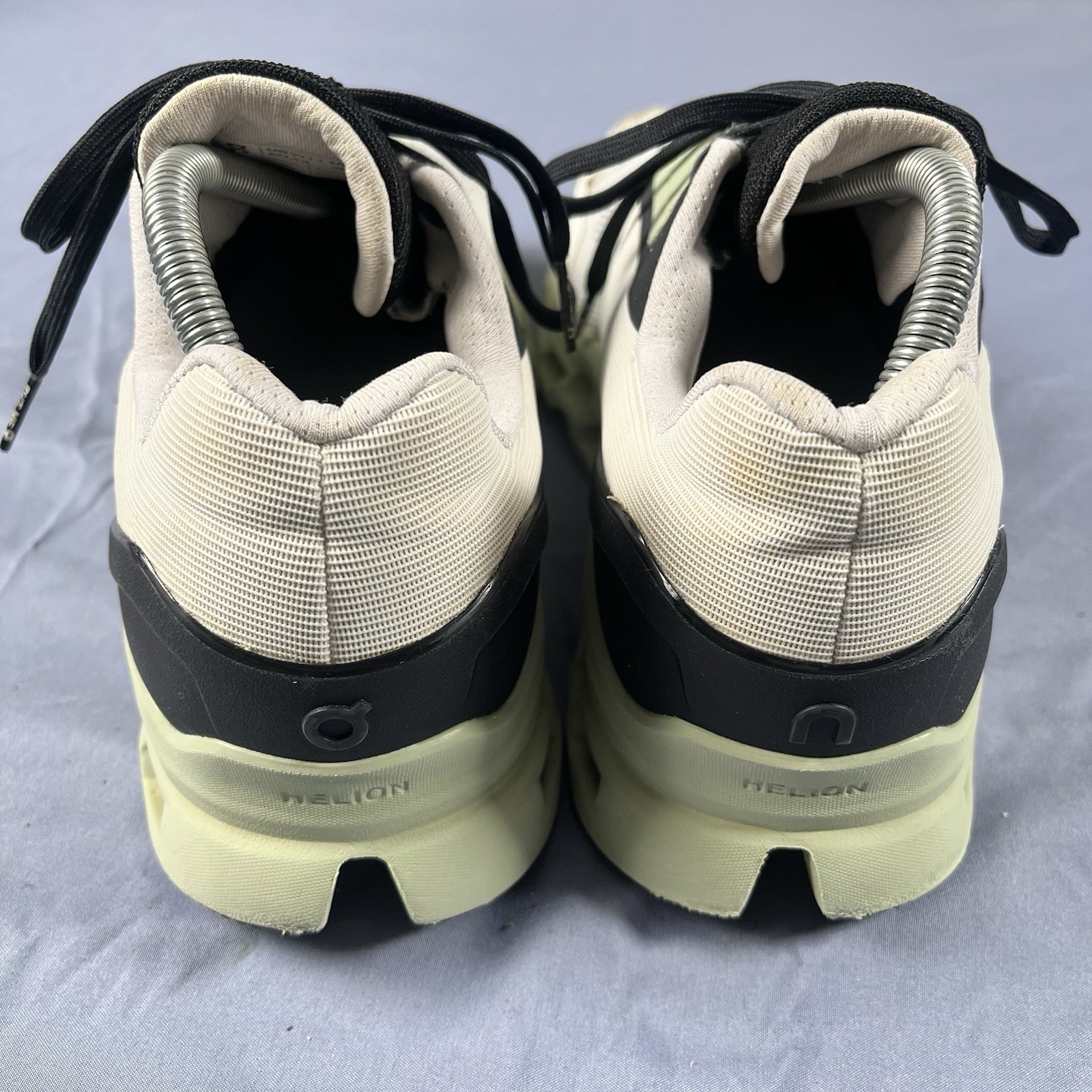 On Running Cloudstratus Women’s Size 11 Running Shoes Gray Fitness Sneakers
