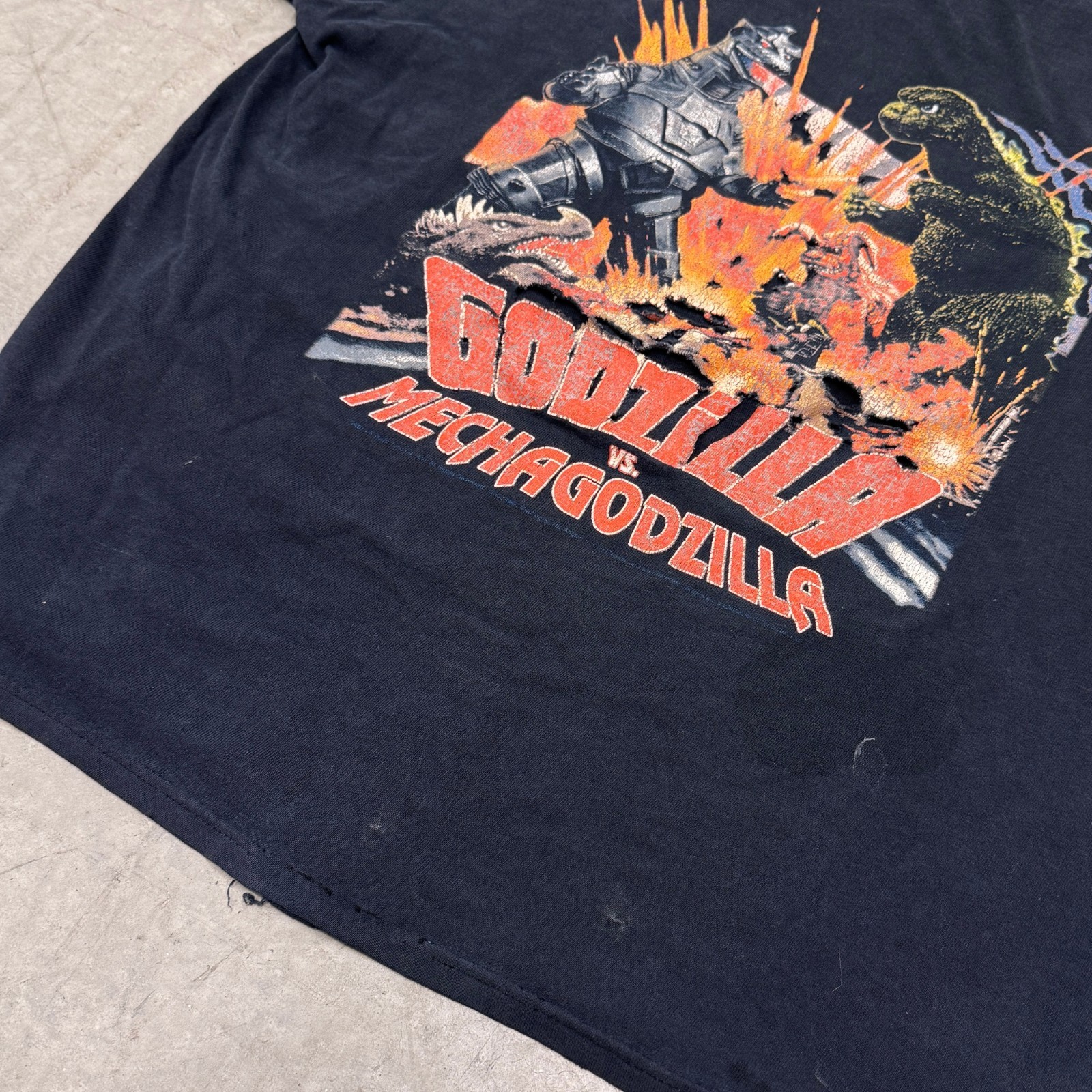 Vintage Godzilla vs Mechagodzilla Kaiju Shirt Large Distressed 2000s Japan