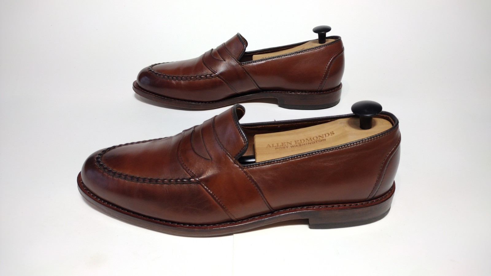 Allen Edmonds Randolph Penny Loafer – Chili – 9D (with AE shoe trees, bag, box)