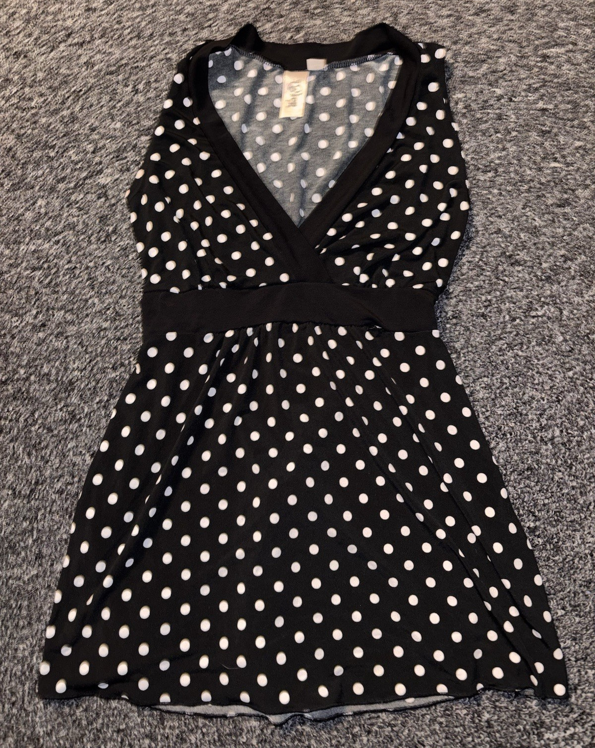 Black/White Polka Dot Babydoll Sleeveless V-Neck Knit Tie Dress, Size S