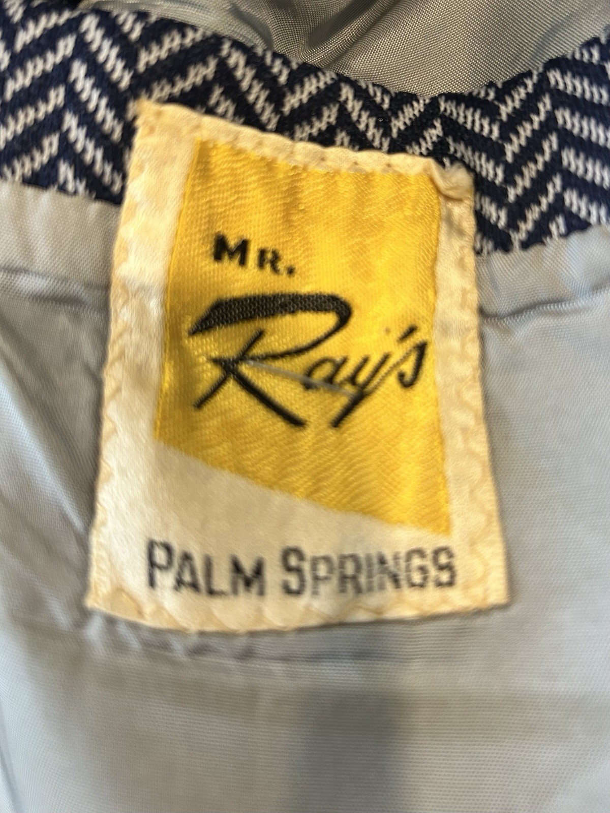 Mr. Ray’s Men’s Blue/White Herringbone Sport Coat Blazer 38R 2-Button