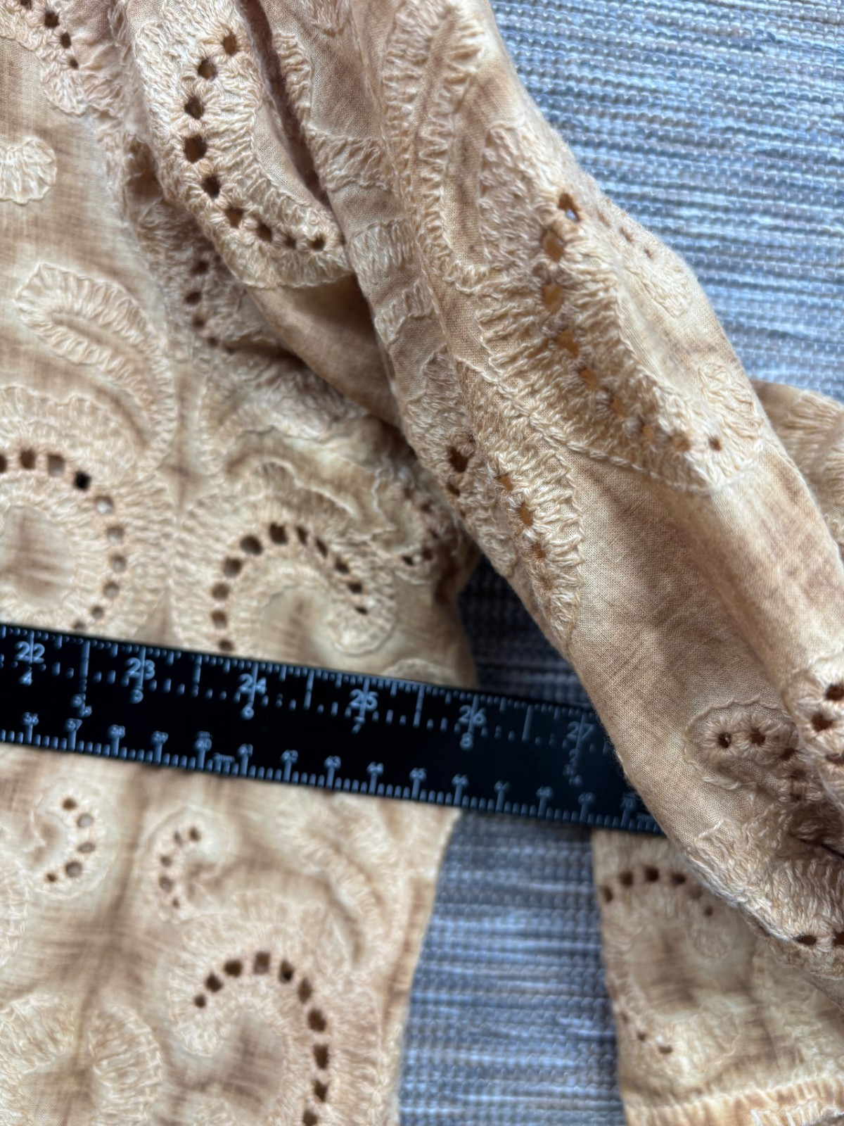 LOGO Lavish by Lori Goldstein Eyelet Lace Tie-Front Cardigan Top Size 2X Tan NEW