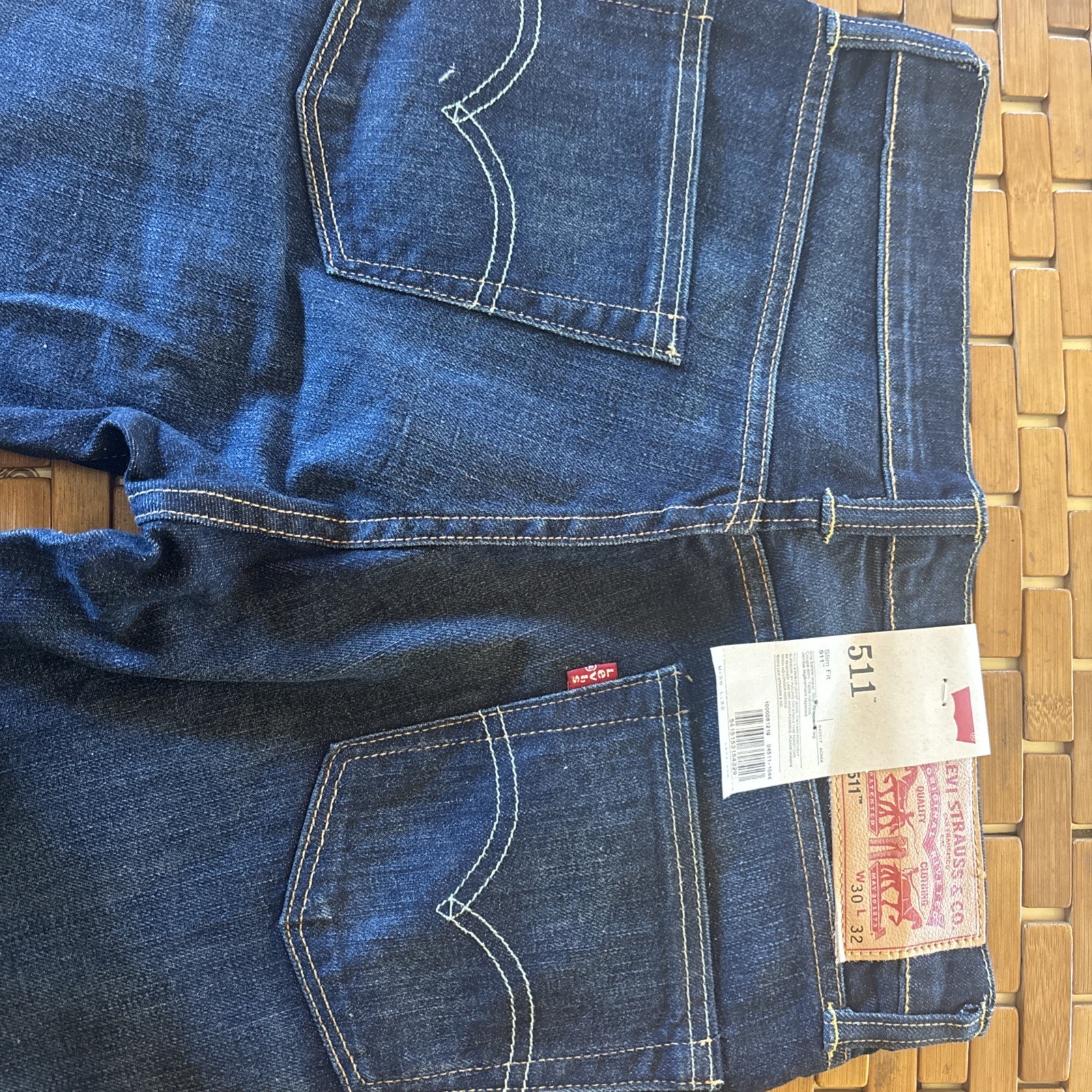LEVI’S 511 MEN’S JEANS SIZE 30W 32L SLIM FIT BLUE SUPER SOFT FABRIC. NEW