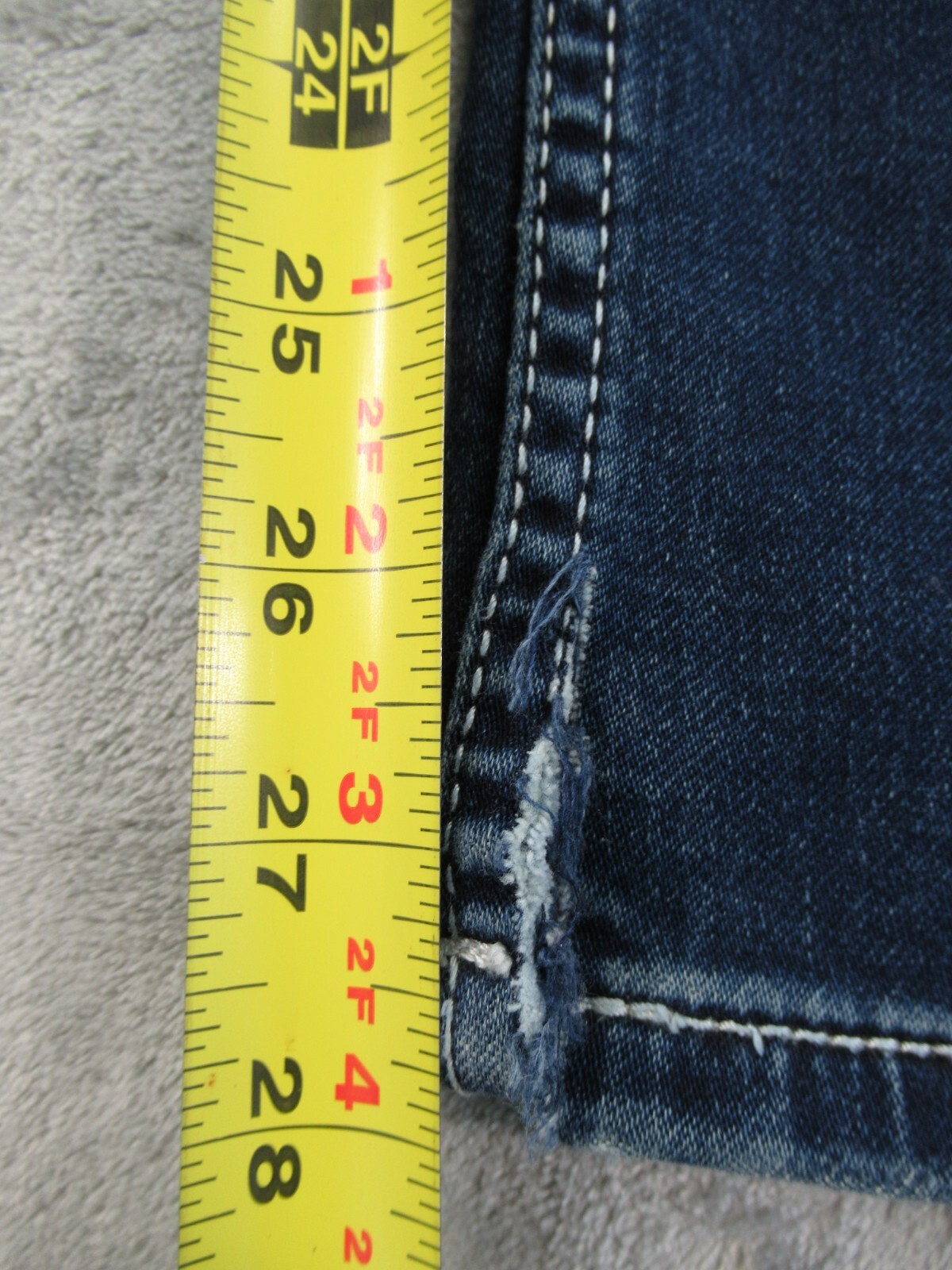 BKE Jeans Aiden Men’s 29×30 (Actual 28×28) Boot Cut Leg Medium Wash Blue