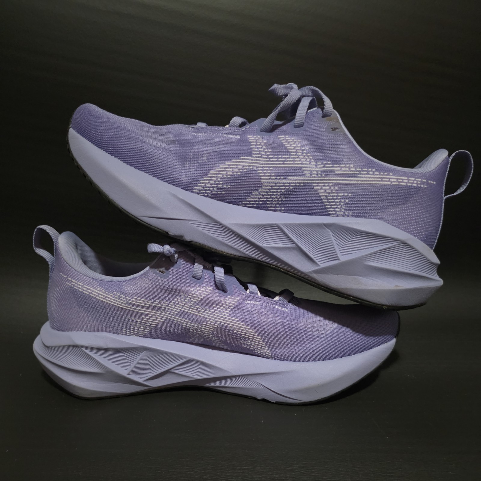 Women’s Asics Novablast 5, Dusk Violet/Lilac Hint, 9 Medium US
