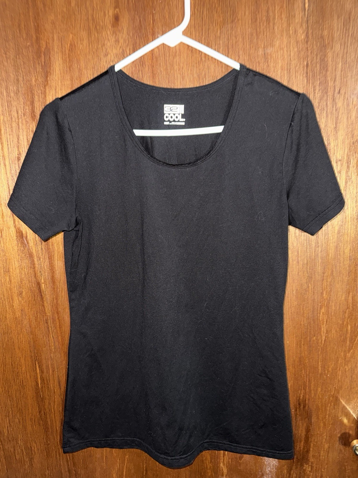 32 Degrees Cool Women’s Black Scoop Neck Short Sleeve Stretch T-Shirt Size M