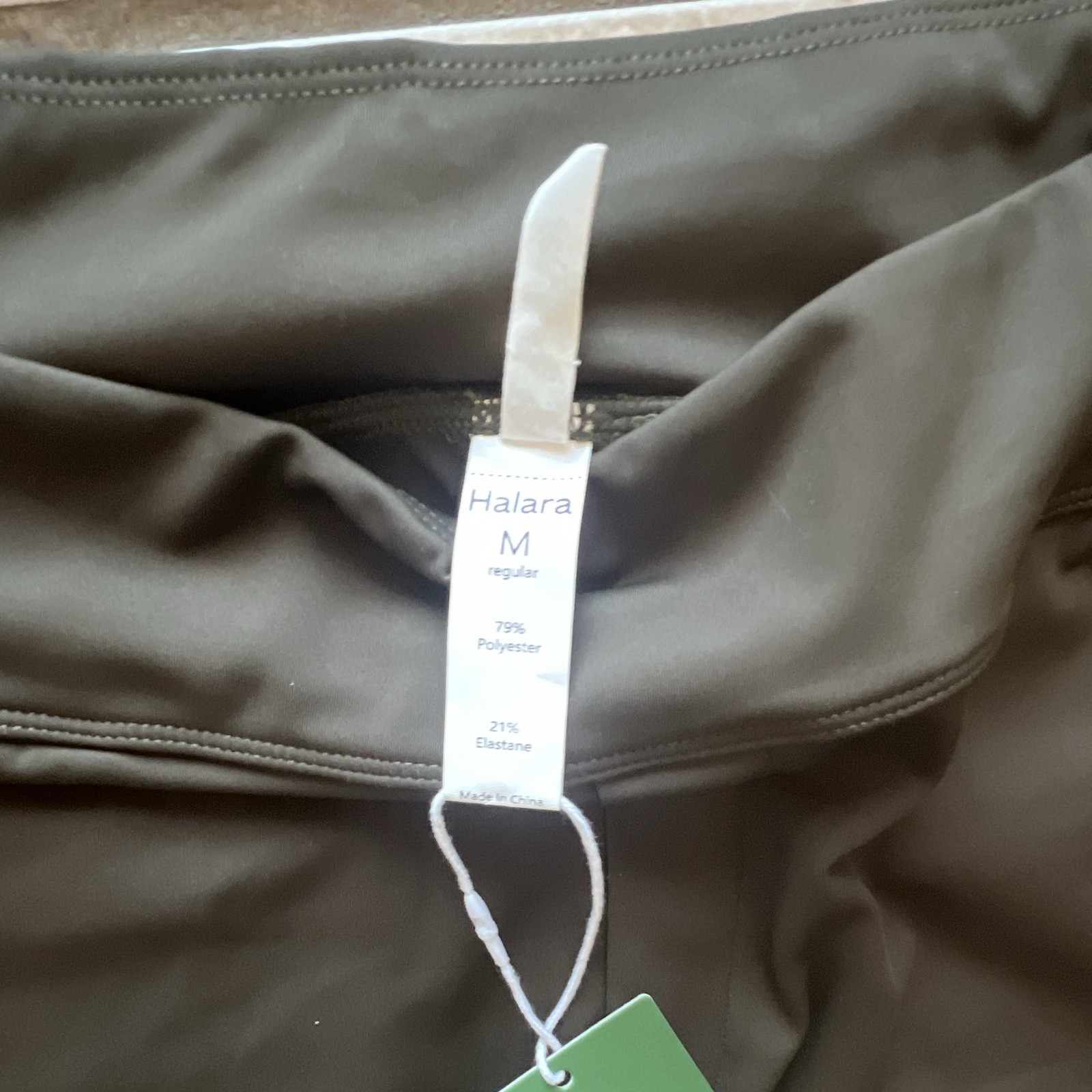 Halara Women’s Dark GreenFlared Pants M Reg Pull On Knit Stretch 30″ Inseam