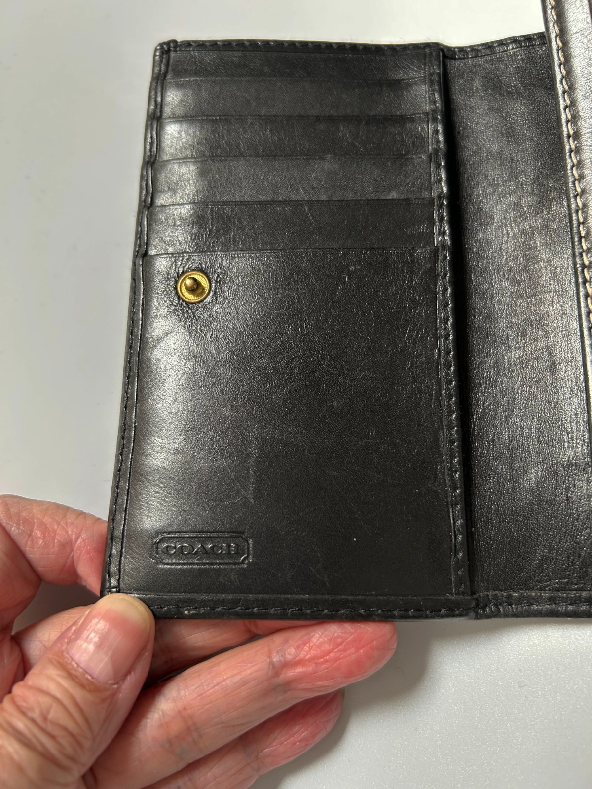 Coach Y2K Black Leather Bifold Wallet Embossed with CC Monogram Zip Coin Purse