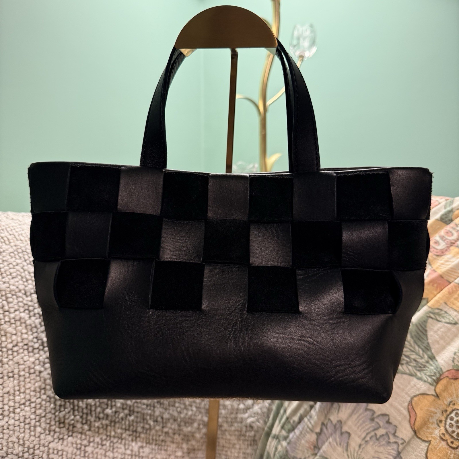 Madewell The Basketweave Mini Crossbody Tote In Leather And Suede – Black