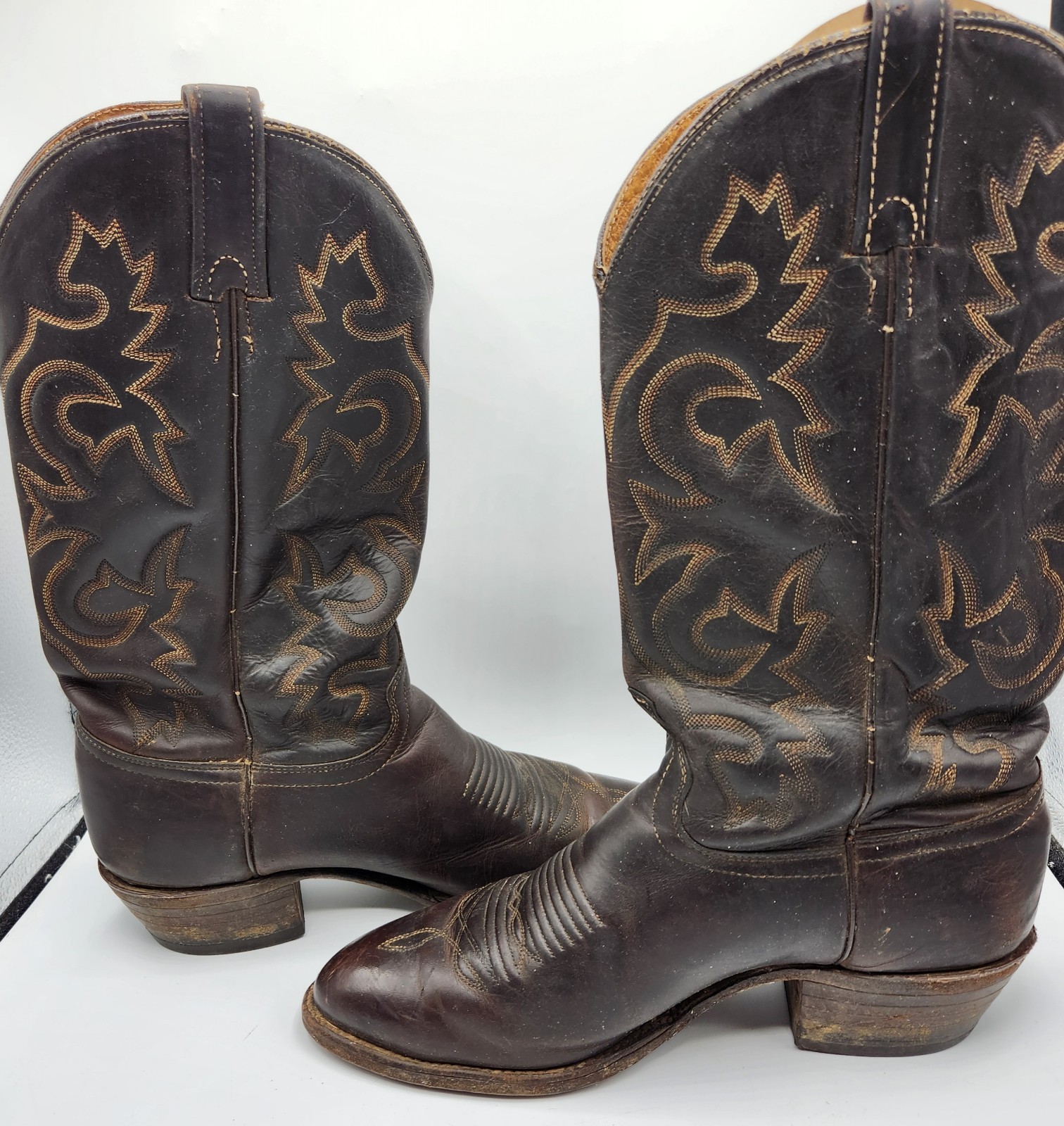 J. Chisholm Men’s 9.5 D Brown Leather Western cowboy handcrafted pull on Boots
