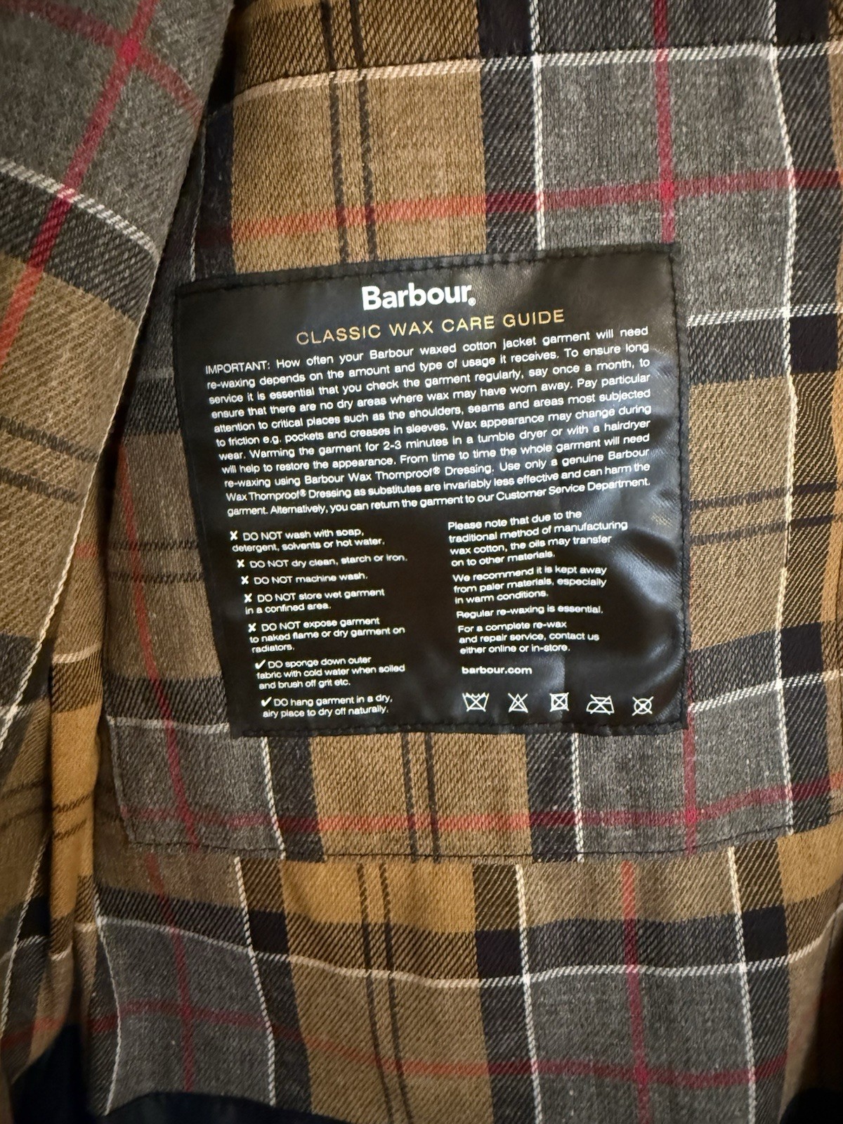 Barbour Men’s Black Wax Jacket Lined Tartan, Zip/Button Closure Size L