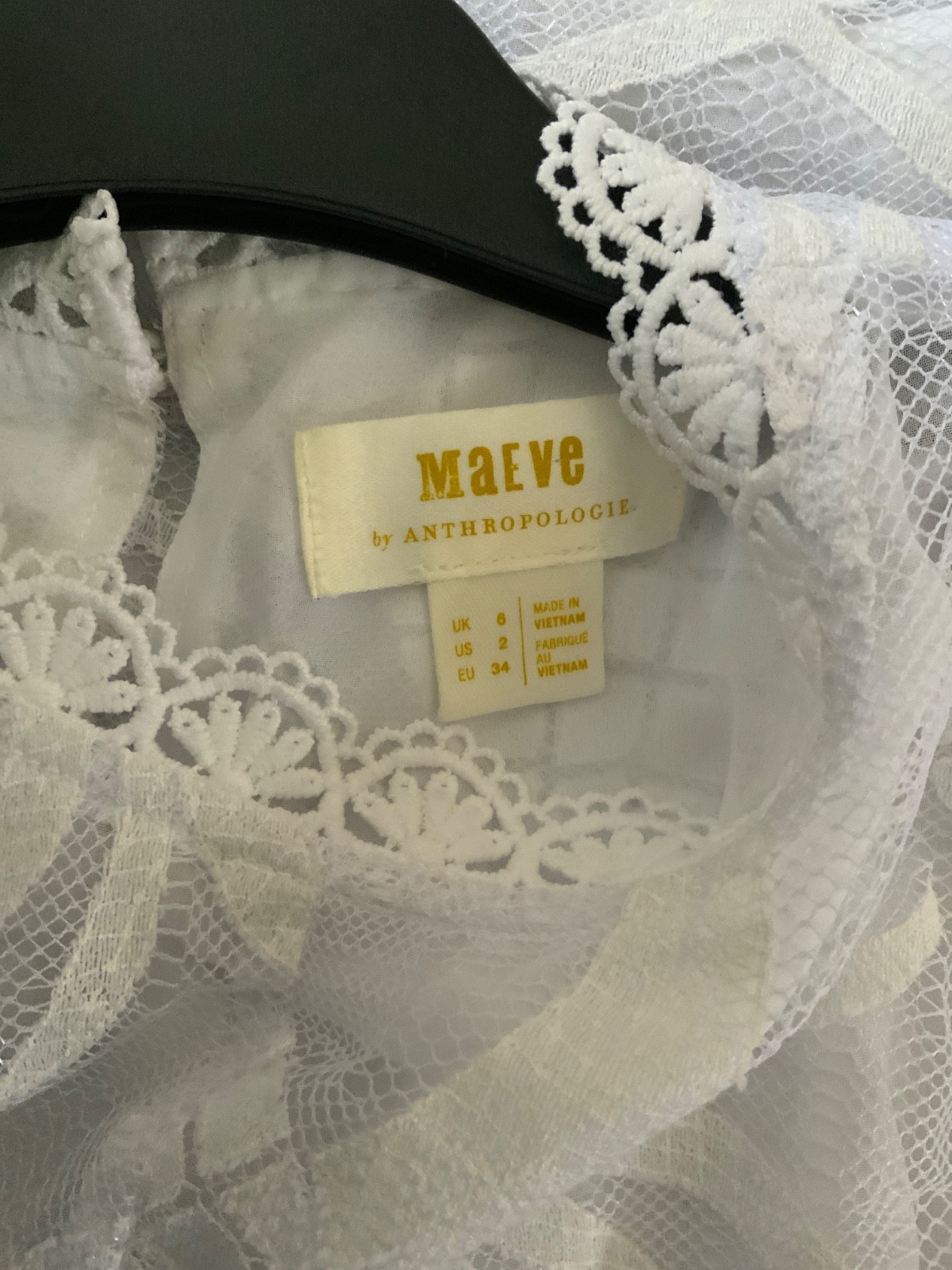 MAEVE ANTHROPOLOGIE White Sleeveless Mesh pretty lace blouse size 6 vgc lined
