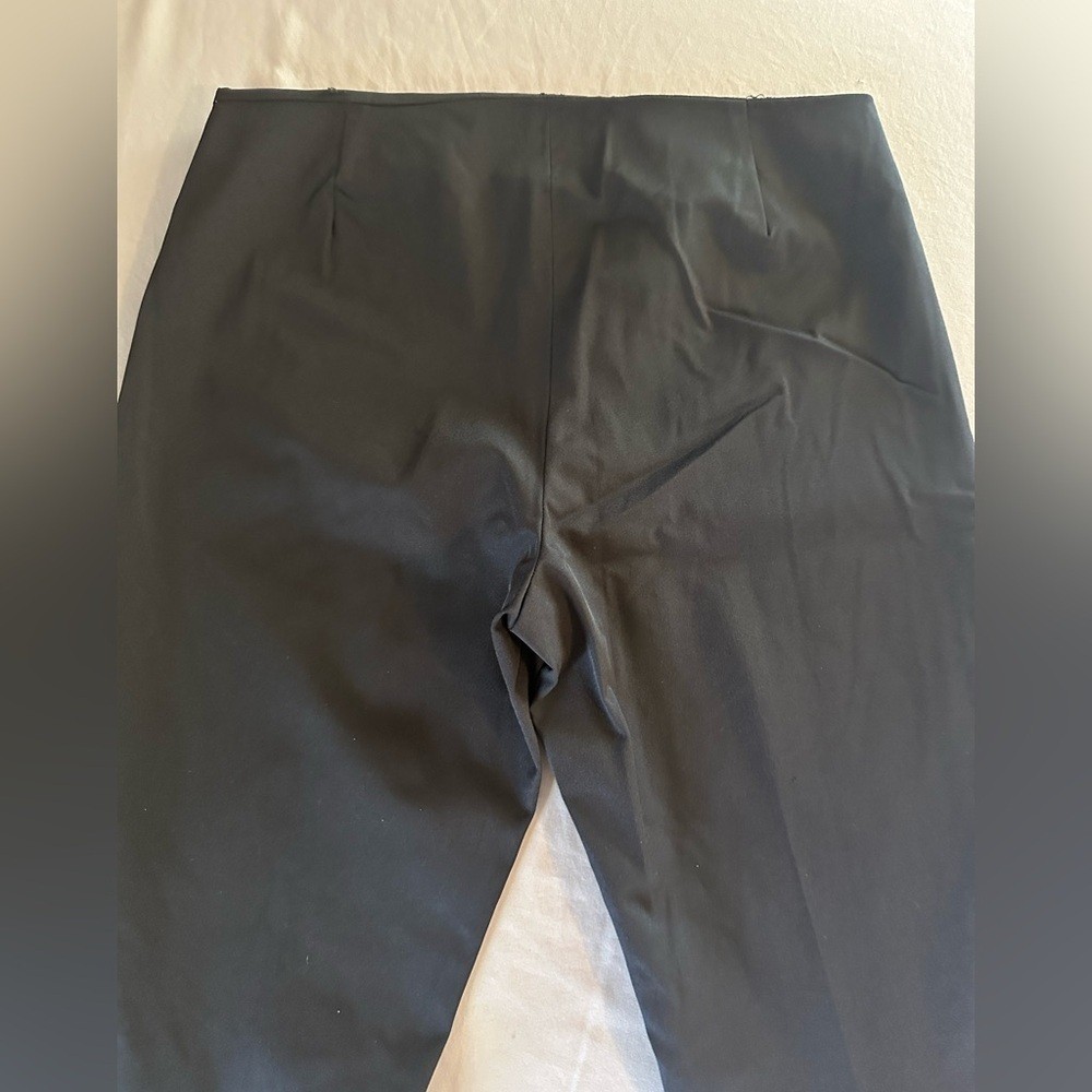 DKNY Black Active Stretch Ankle Pants Size 4 NWOT