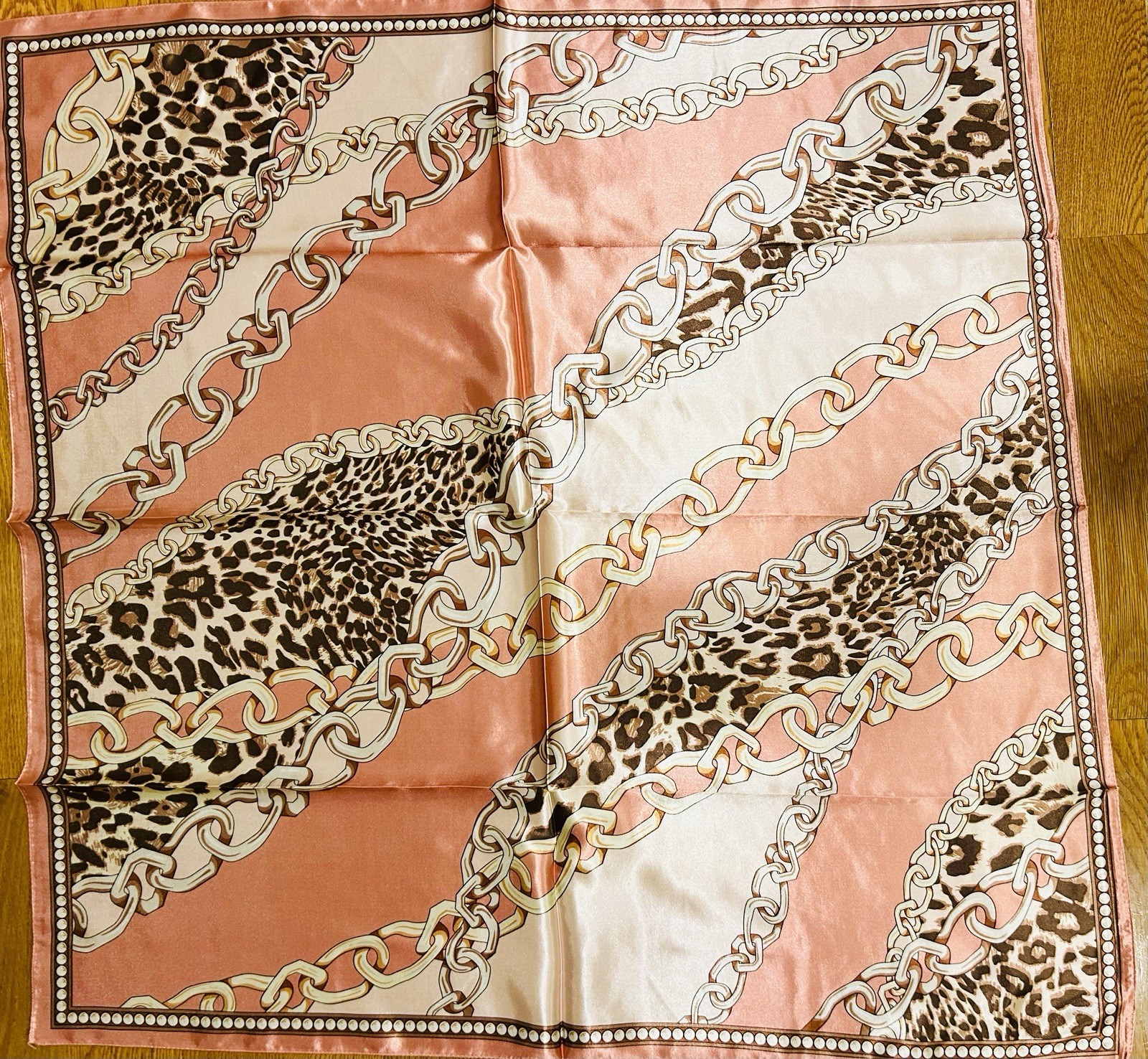 CLASSIC Leopard&chain Print pink SQUAR SILKY SCARF hand rolled edges 35/35