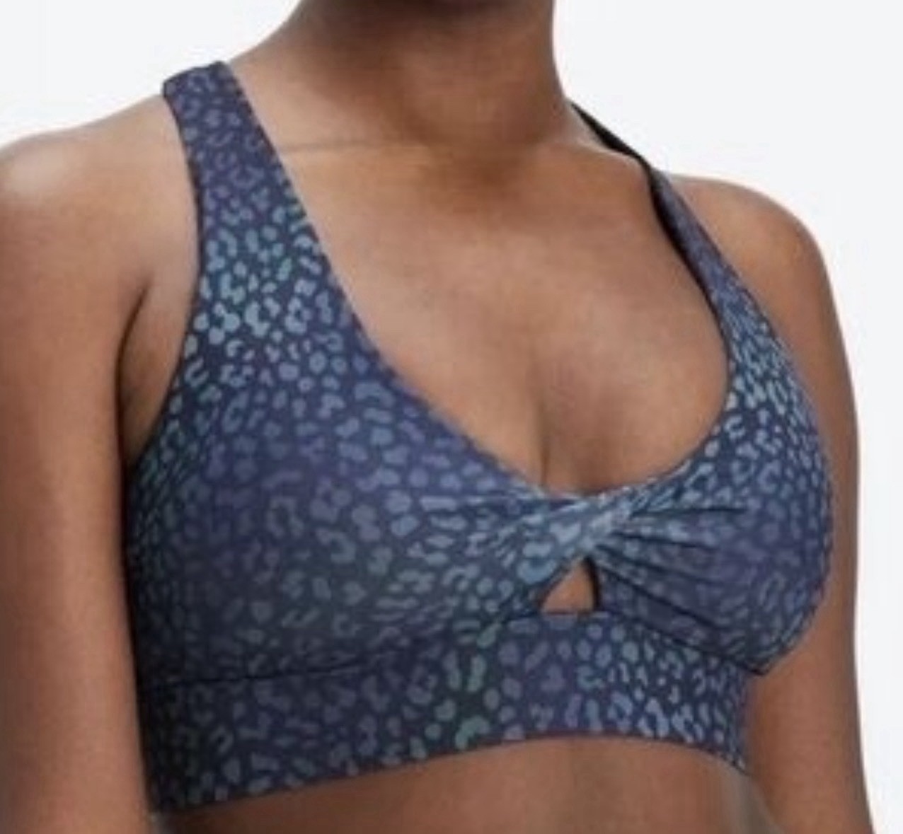 Oasis Twist Medium Impact Sports Bra from Fabletics