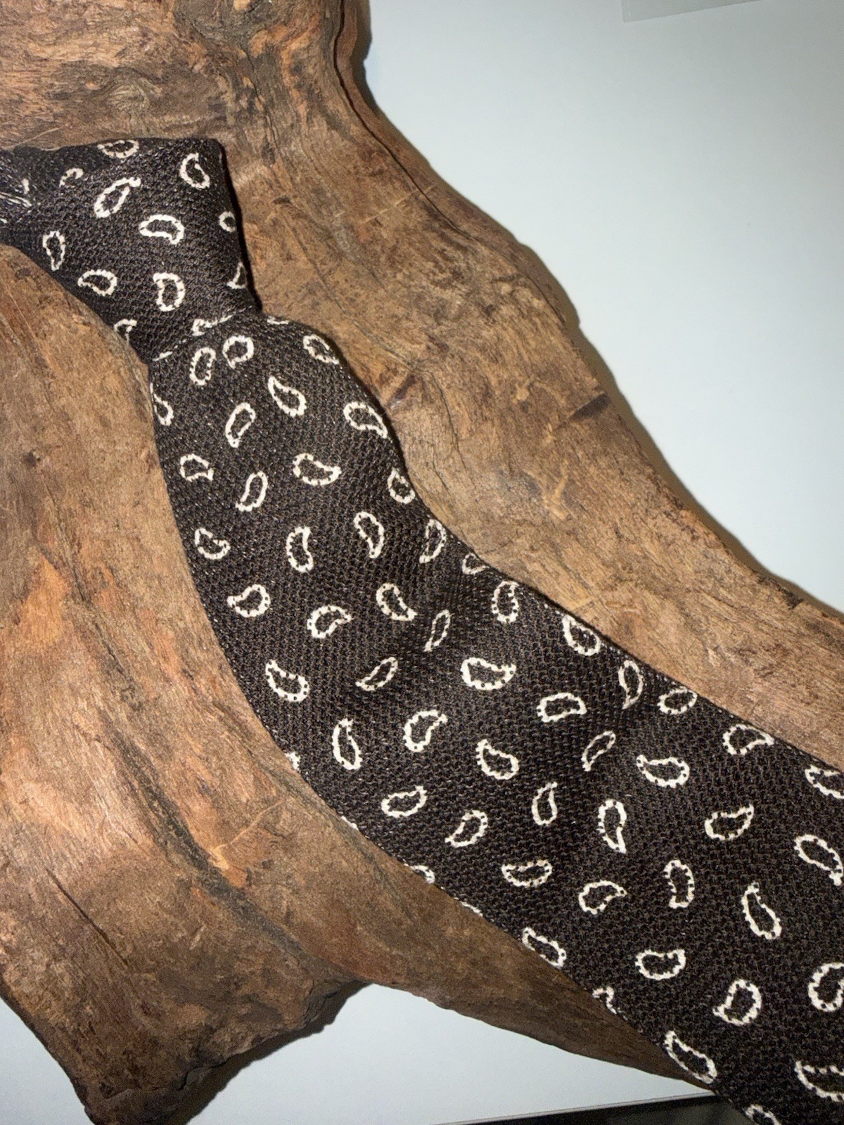 Suit Supply long Silk Tie paisley foulard Men Necktie 61”Lx 3.25”W Brown