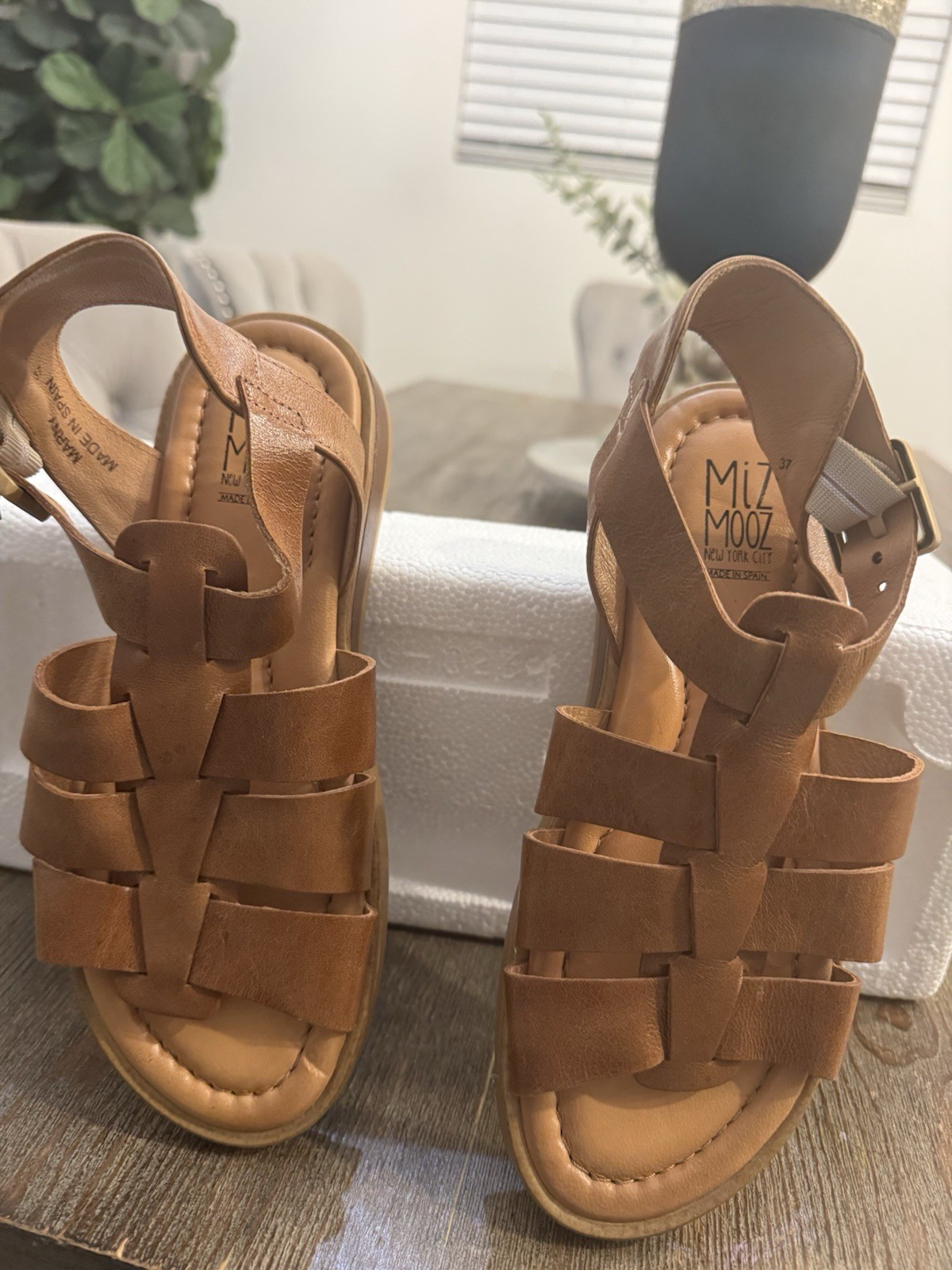 NEW MIZ MOOZ GLADIATOR WEAVE SANDALS SIZE 37 BROWN MARNY SANDALS FLAT COMFORT EX