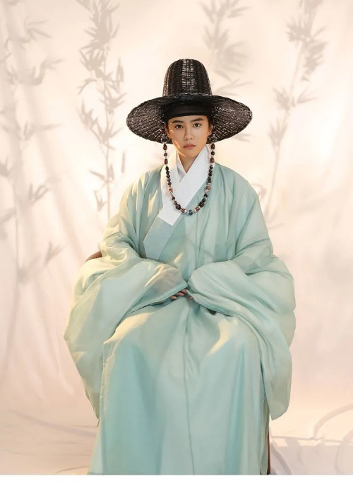 Men’s Ancient Chinese Ming Dynasty Hanfu Traditional Hanbok Cosplay Costume
