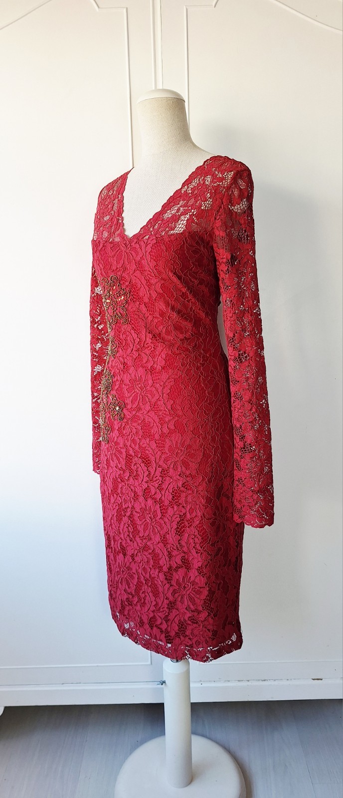 JOE BROWNS Deep Red Lace Midi Pencil Dress Gold Beaded Formal Party Size 10
